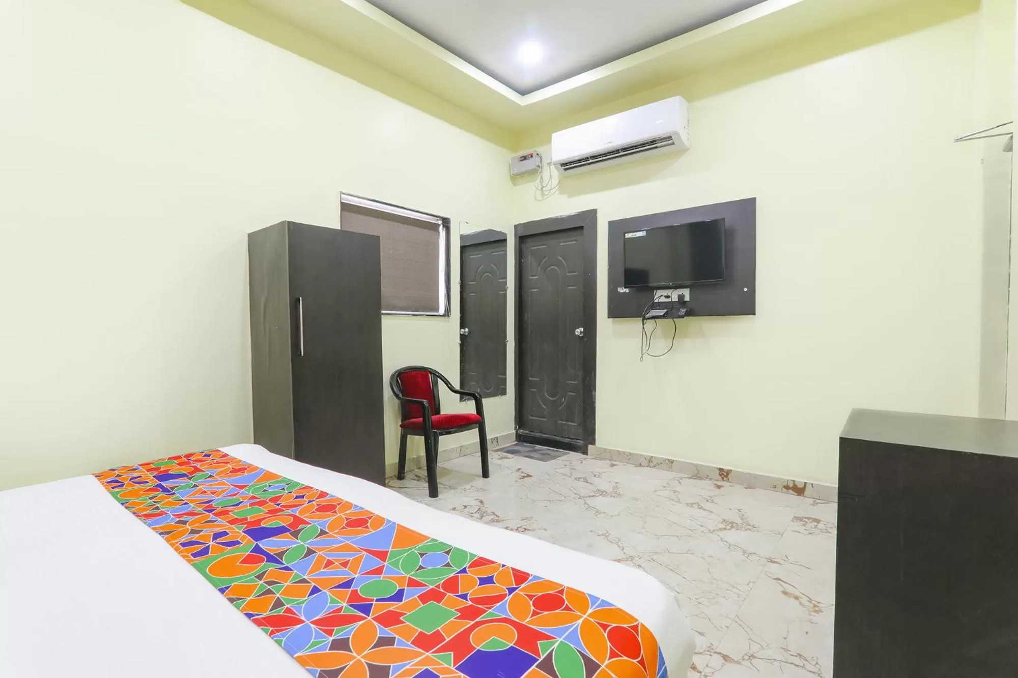 Bed, TV/Entertainment Center in FabExpress GS Residency