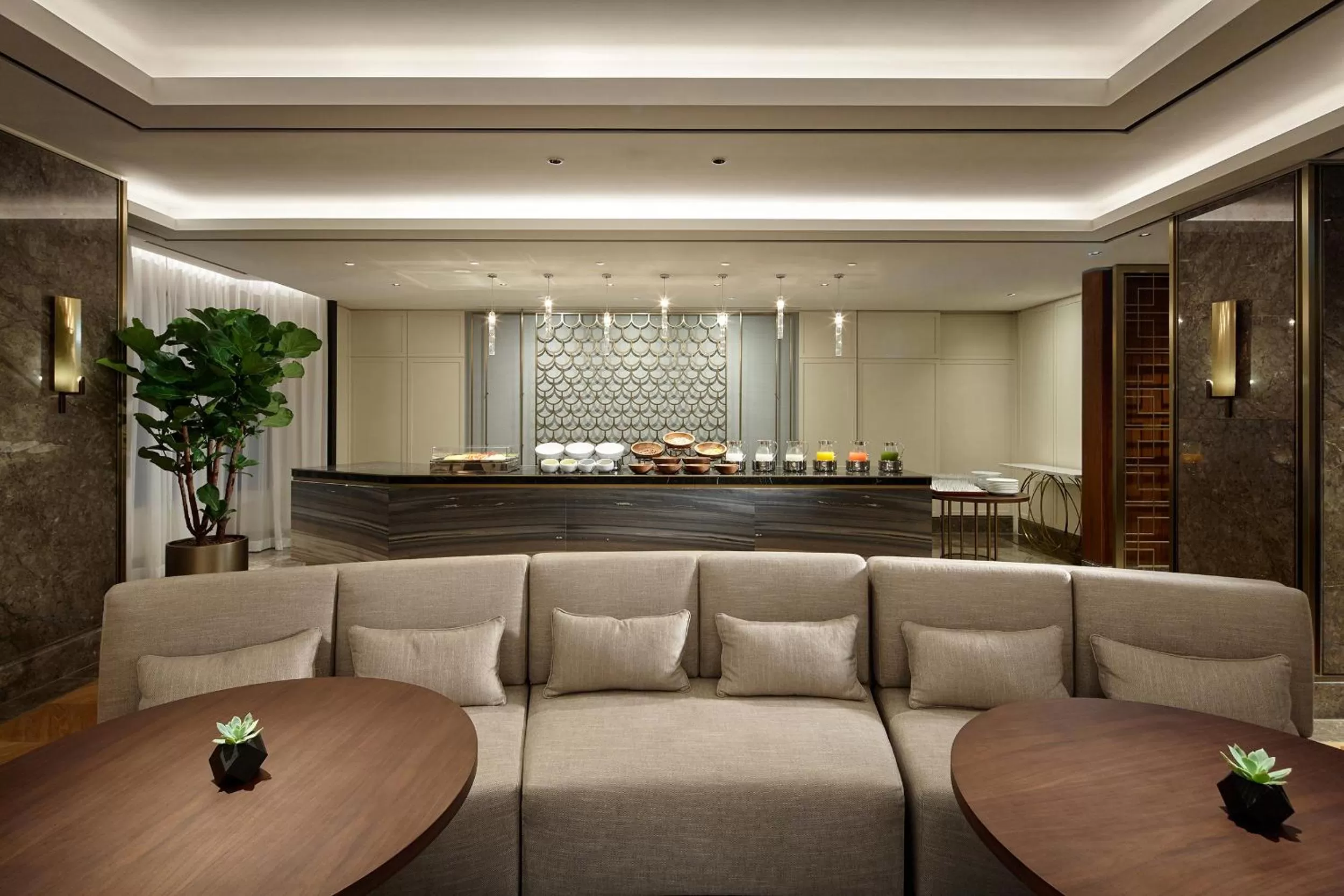 Lounge or bar in Lotte Hotel Seoul Executive Tower