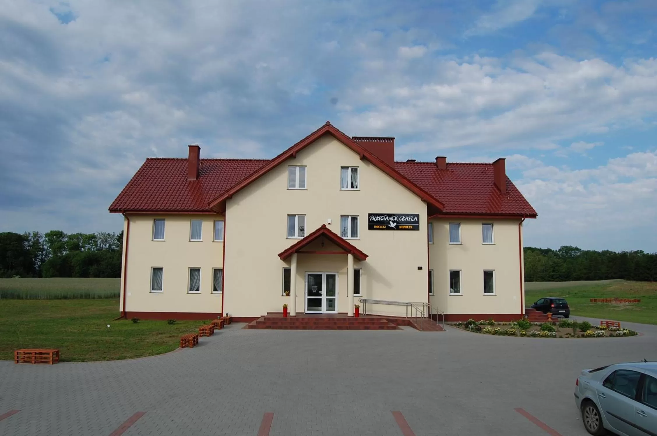 Facade/entrance in Przystanek Czapla