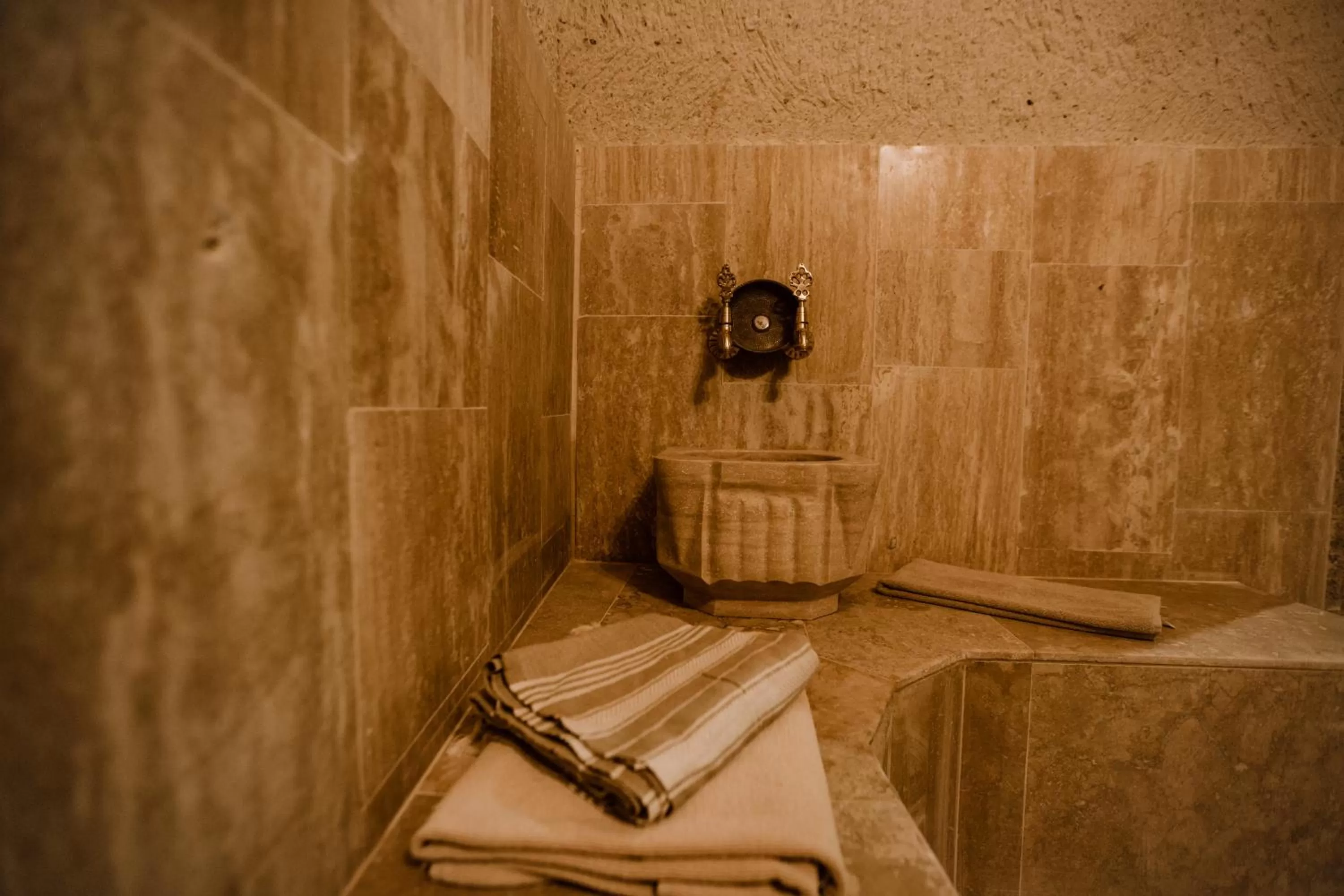 Bathroom in Kismet Cave Mansion