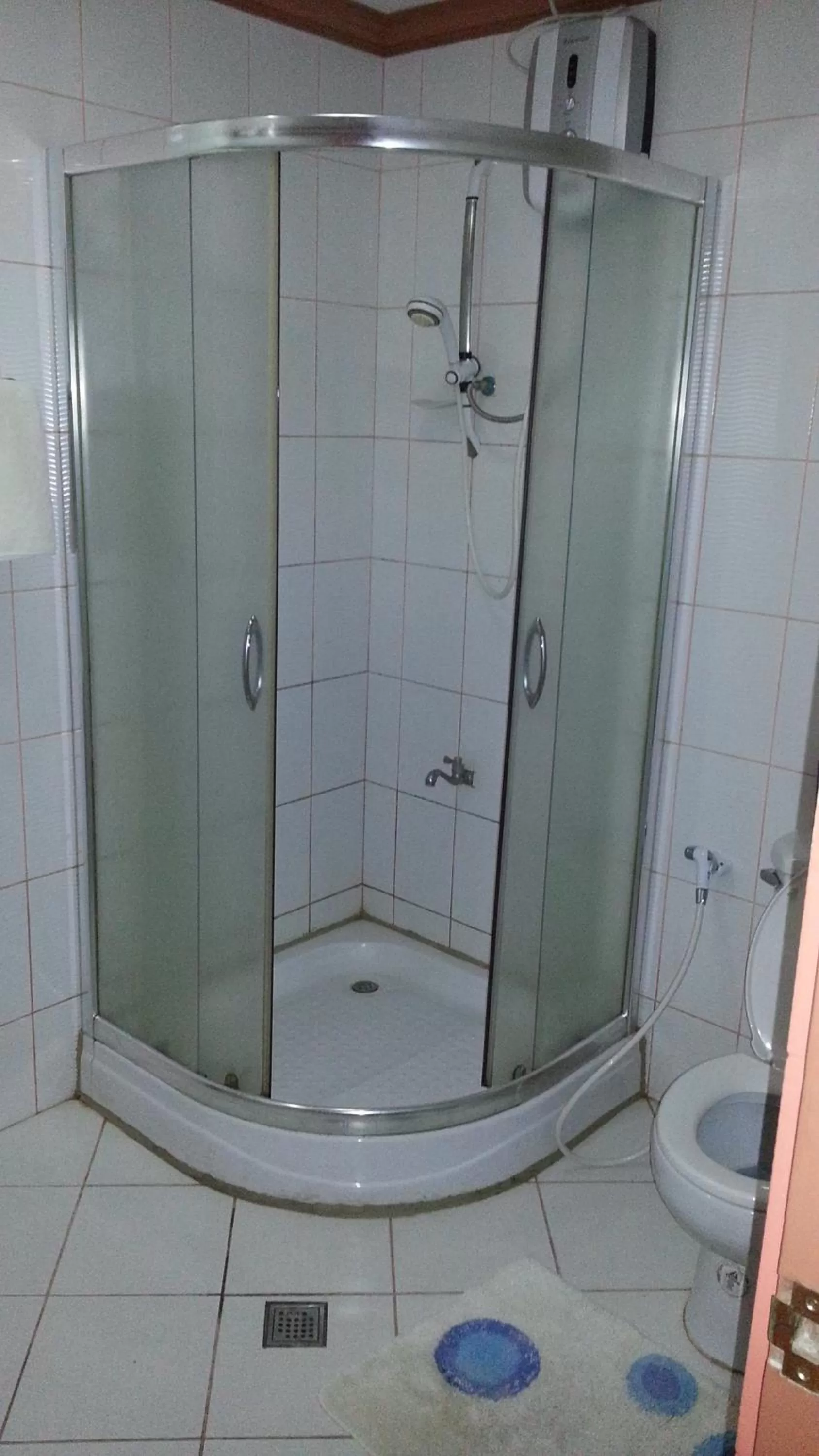 Bathroom in Kokomos Hotel and Restaurant