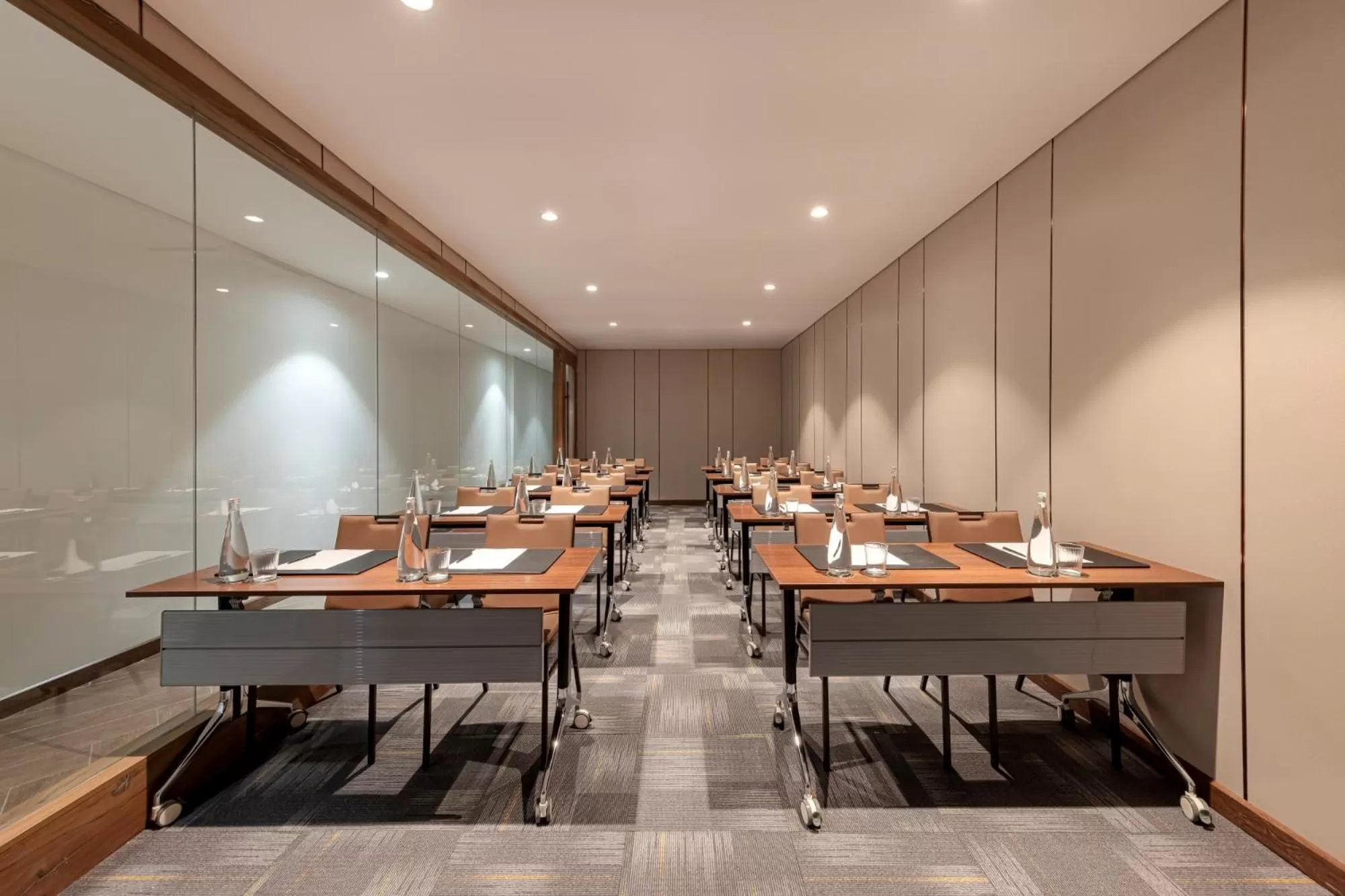 Restaurant/places to eat in La Siesta Classic Hang Thung