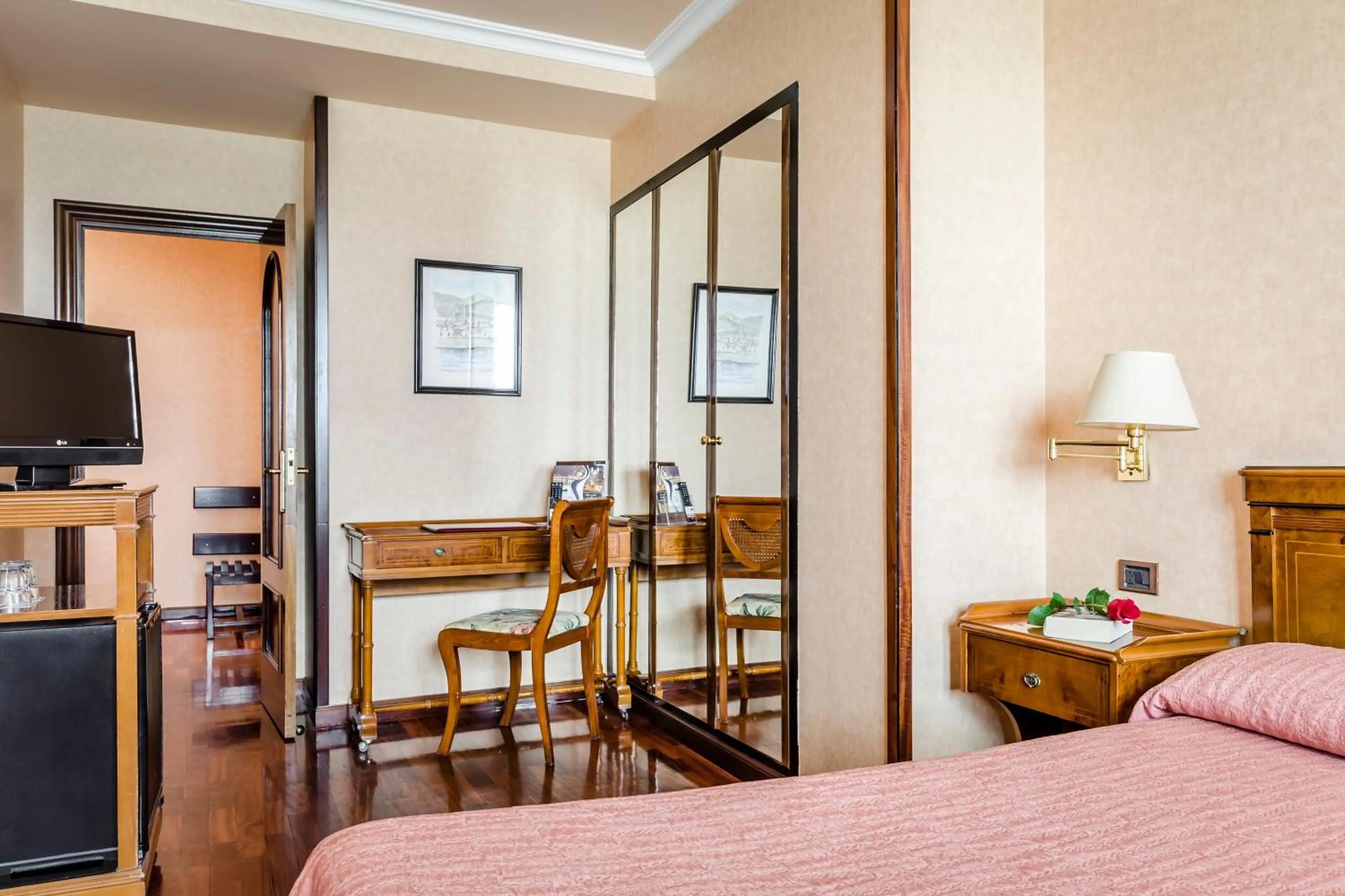 Bed in Hotel Alcomar