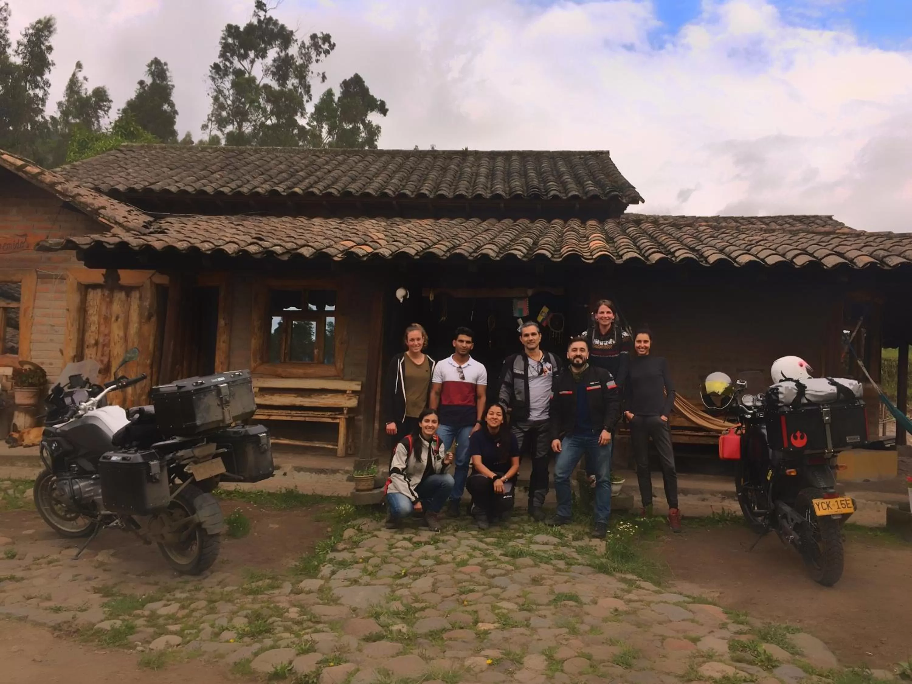 People in El Tio Hostal