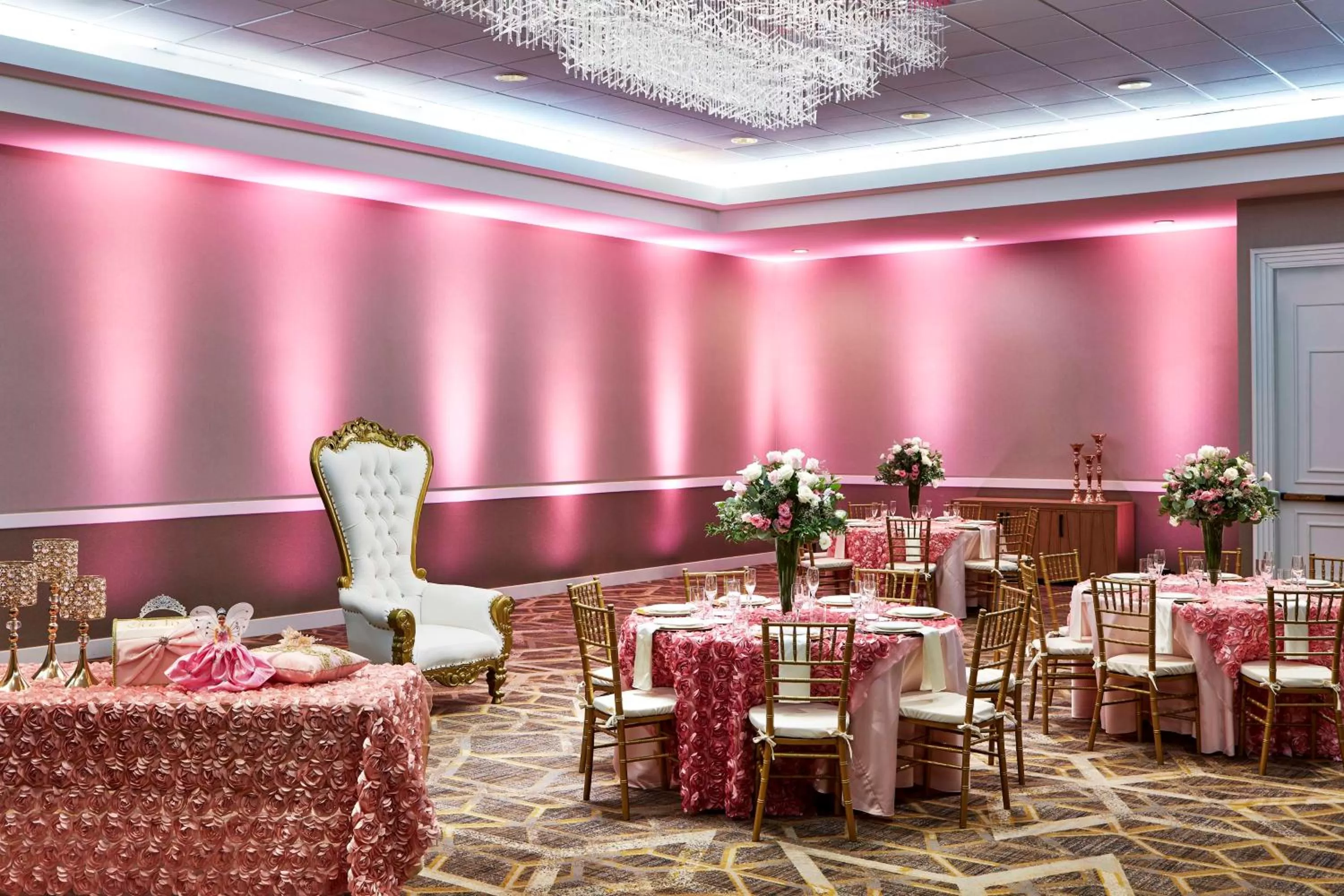 Meeting/conference room in DoubleTree by Hilton Golf Resort Palm Springs