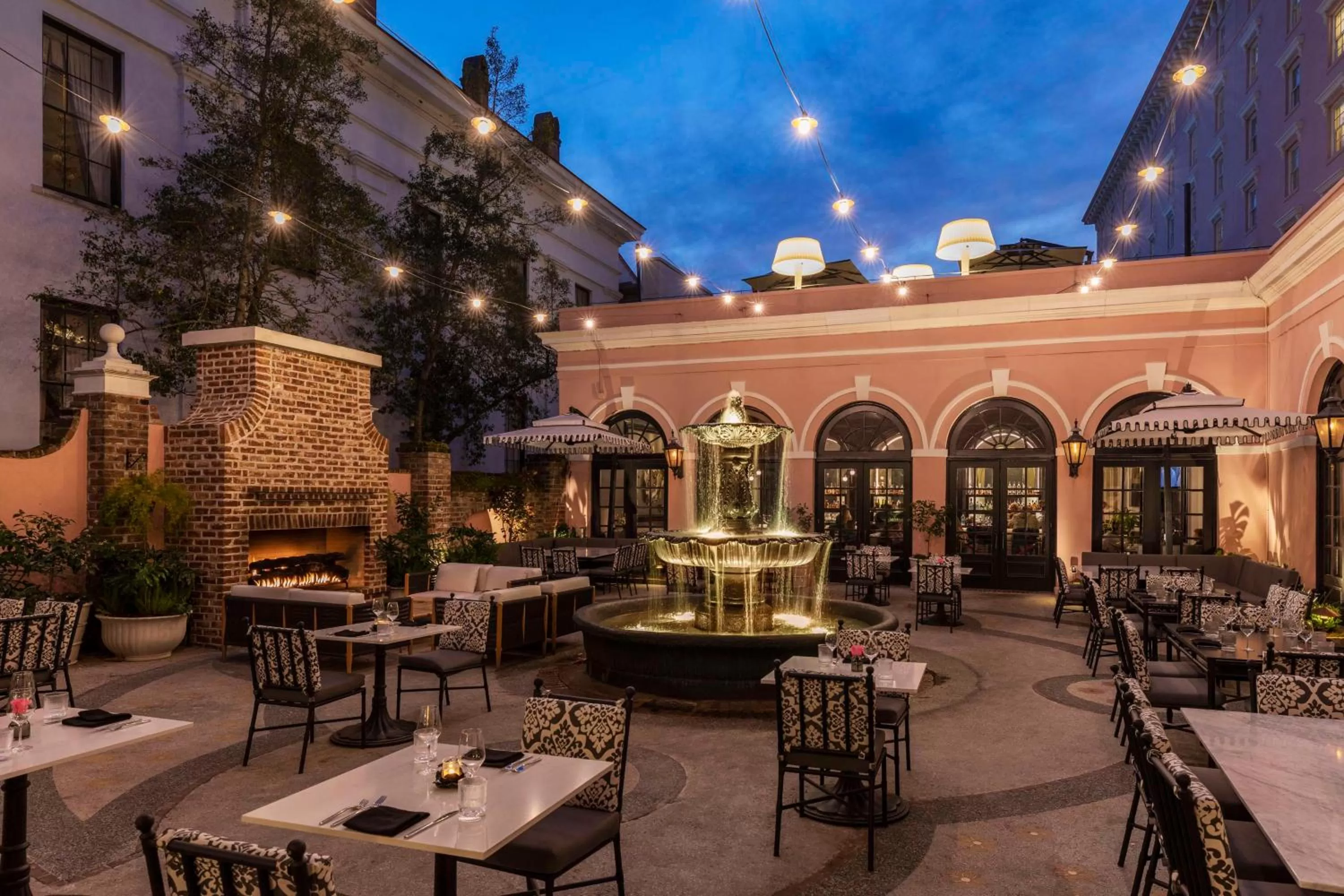 Inner courtyard view in Mills House Charleston, Curio Collection by Hilton