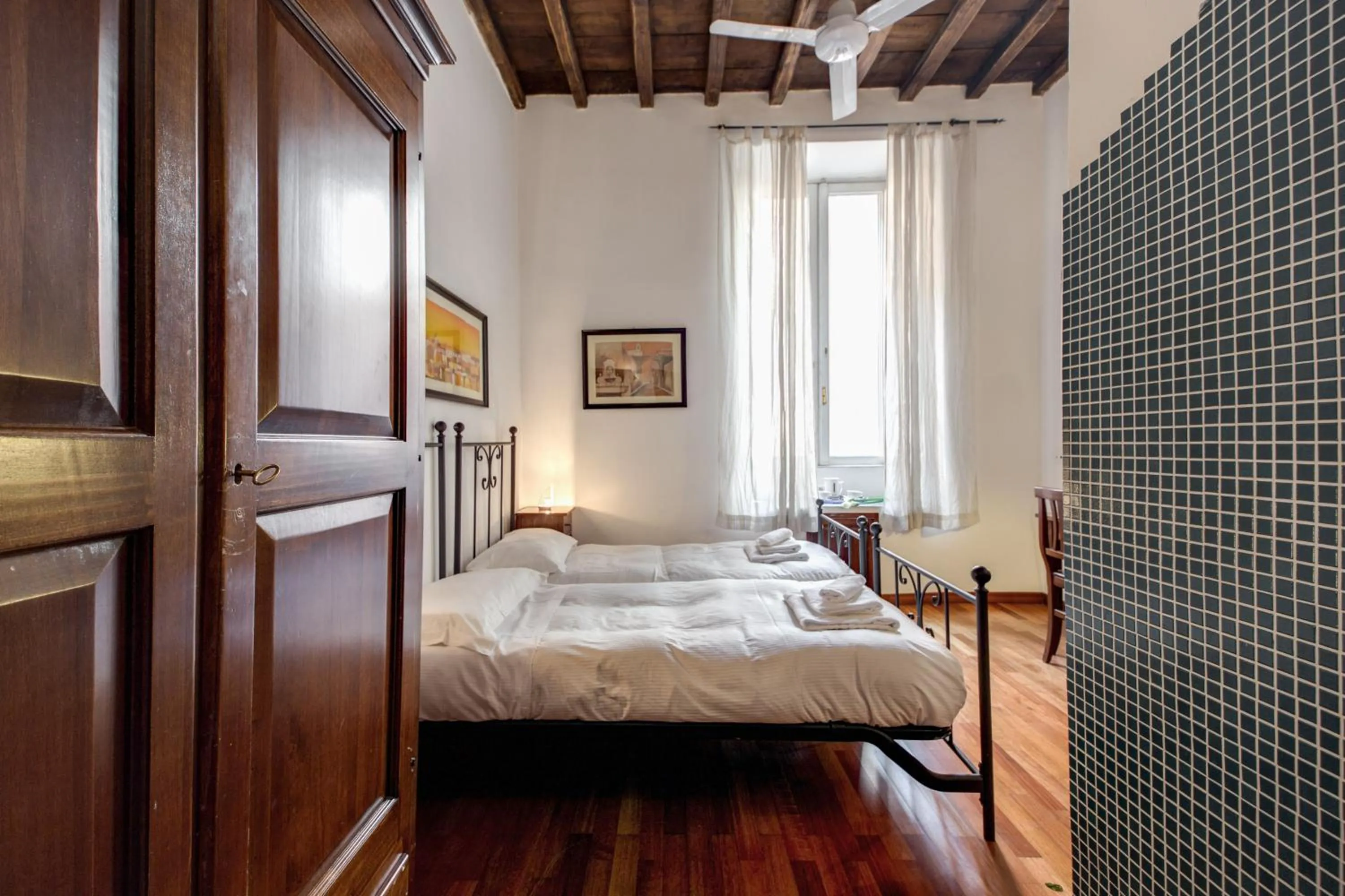 Day, Bed in Nova Domizia