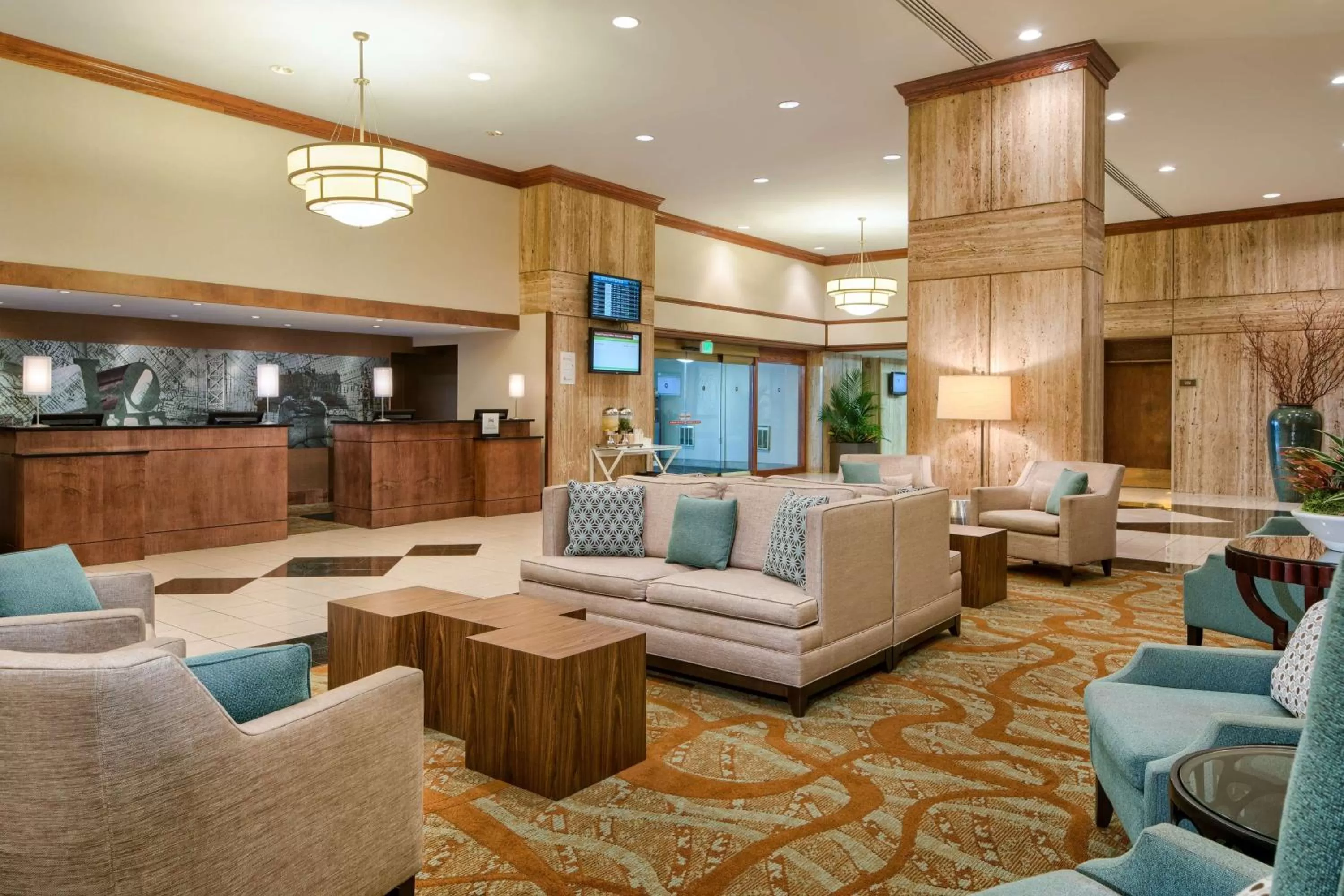 Lobby or reception in DoubleTree by Hilton Philadelphia Airport
