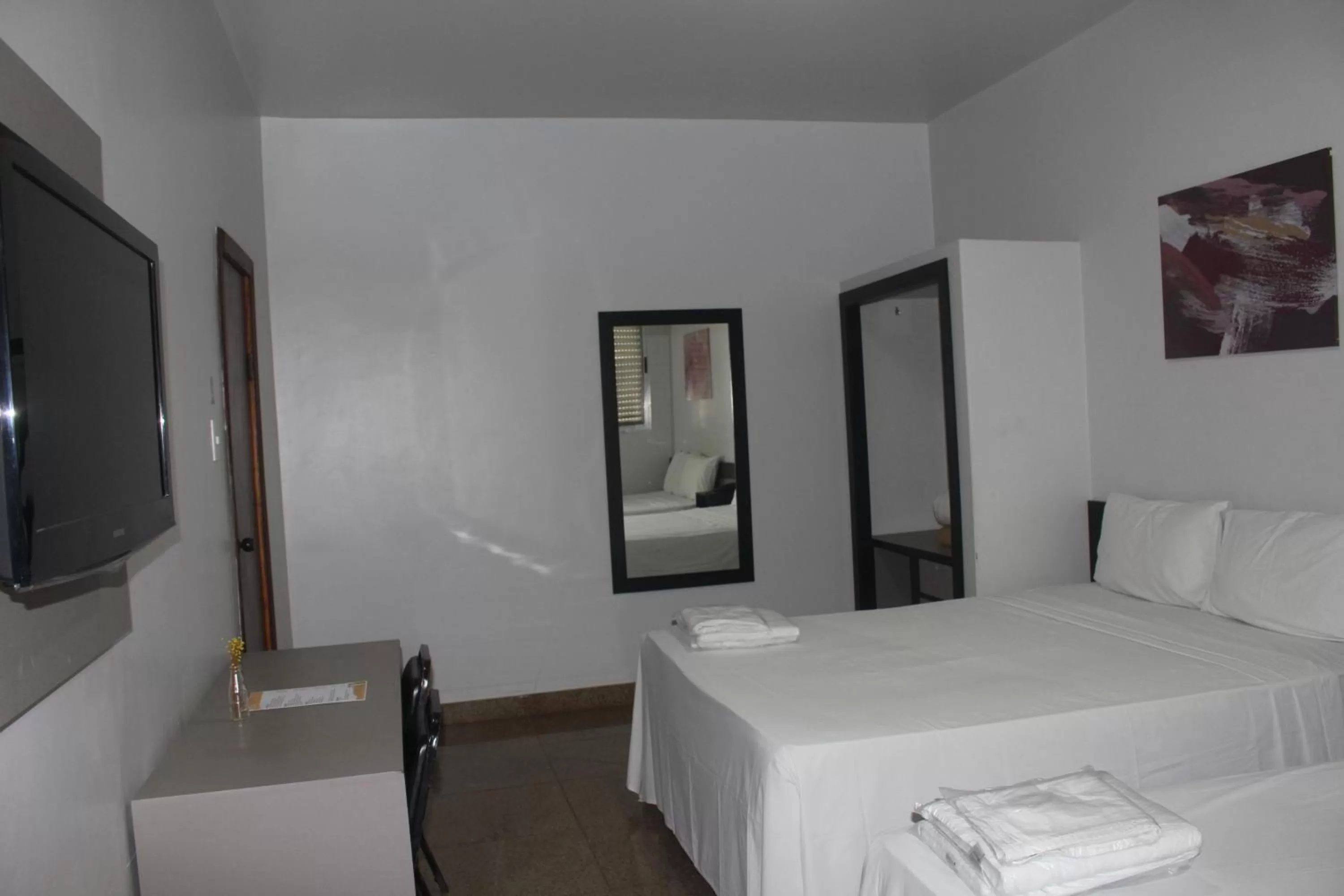 TV and multimedia, Bed in Hotel Oscar Blue Montes Claros