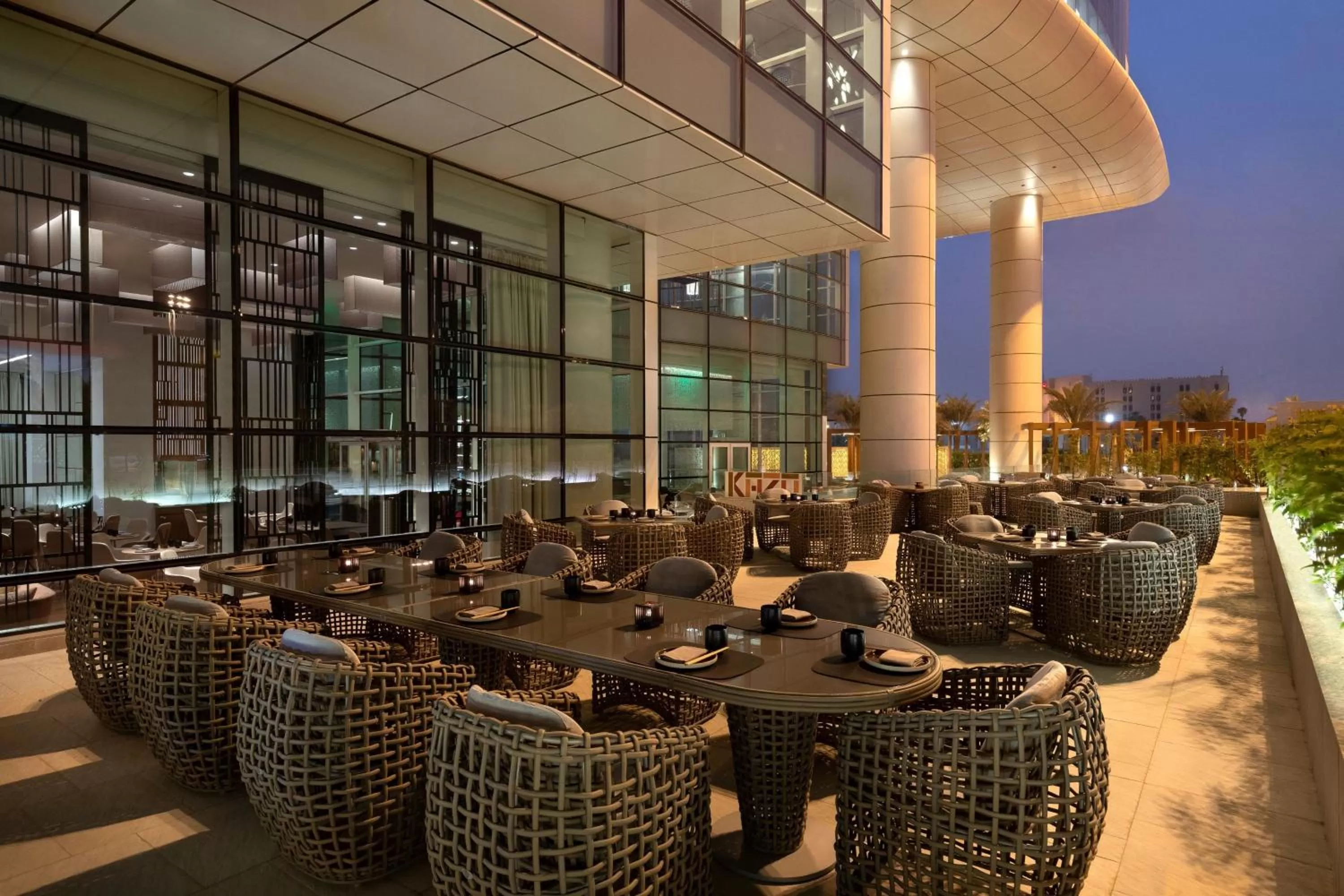 Restaurant/places to eat in Le Meridien Riyadh