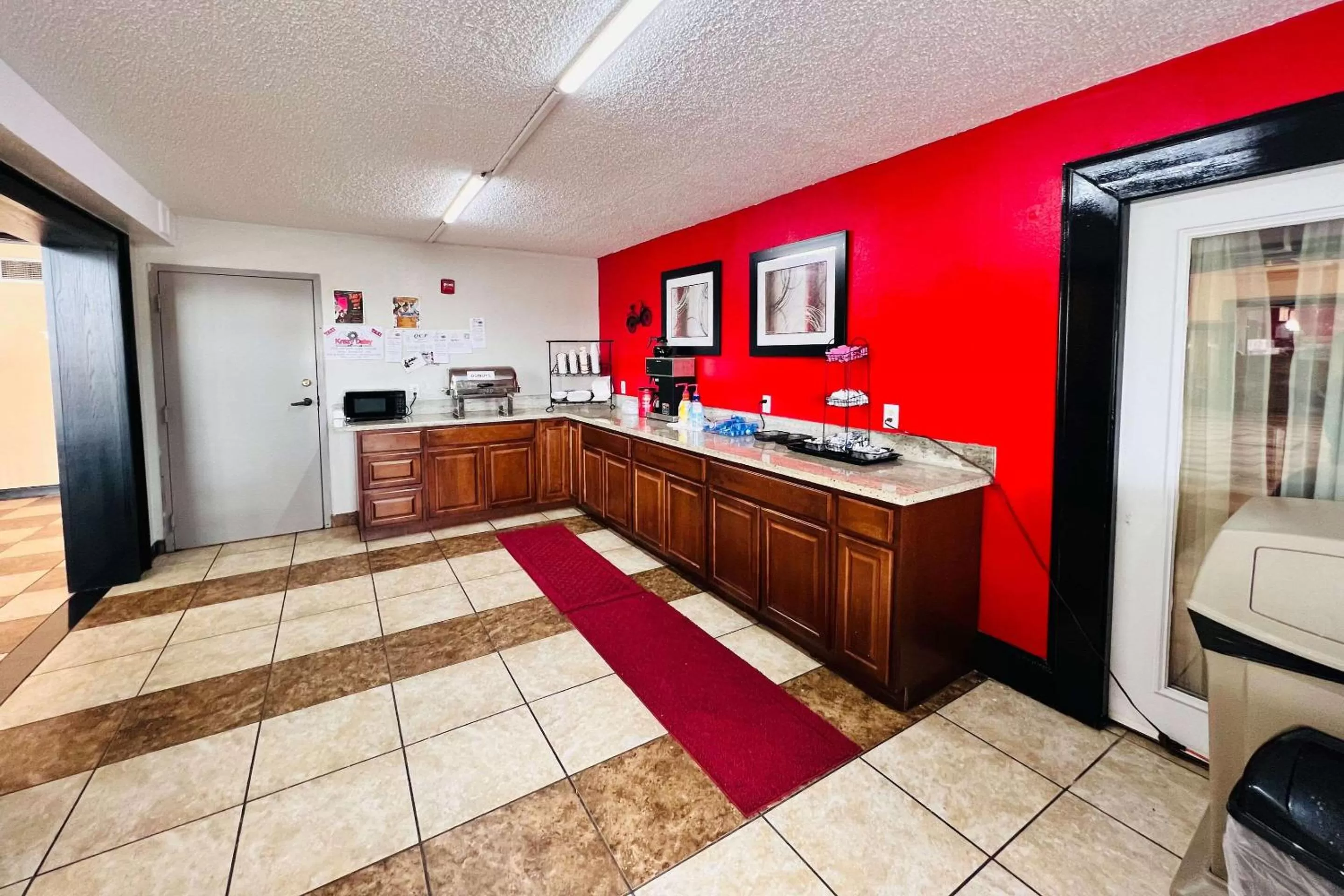 Breakfast in Econo Lodge Ardmore