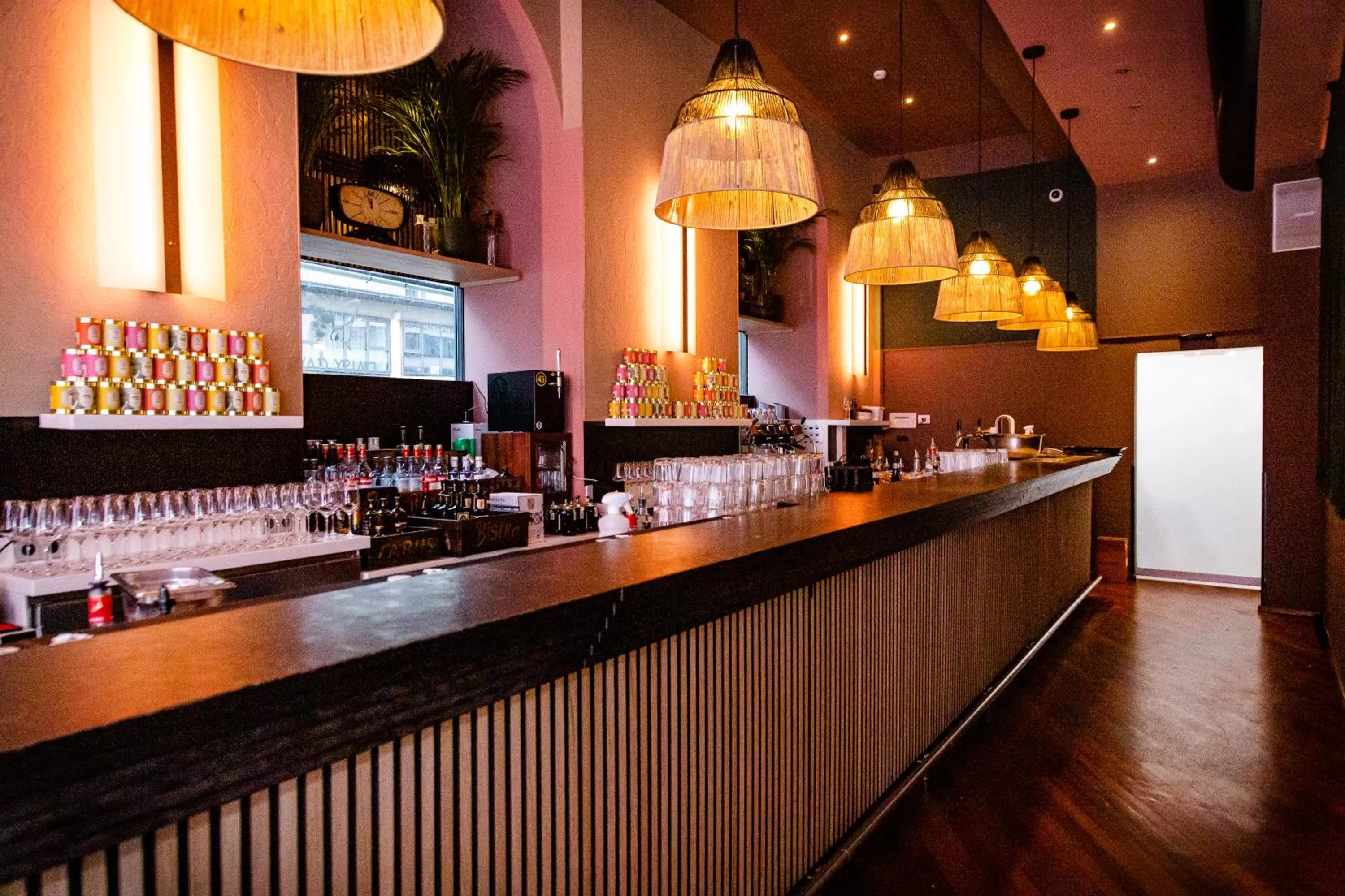 Restaurant/places to eat in Yours Truly