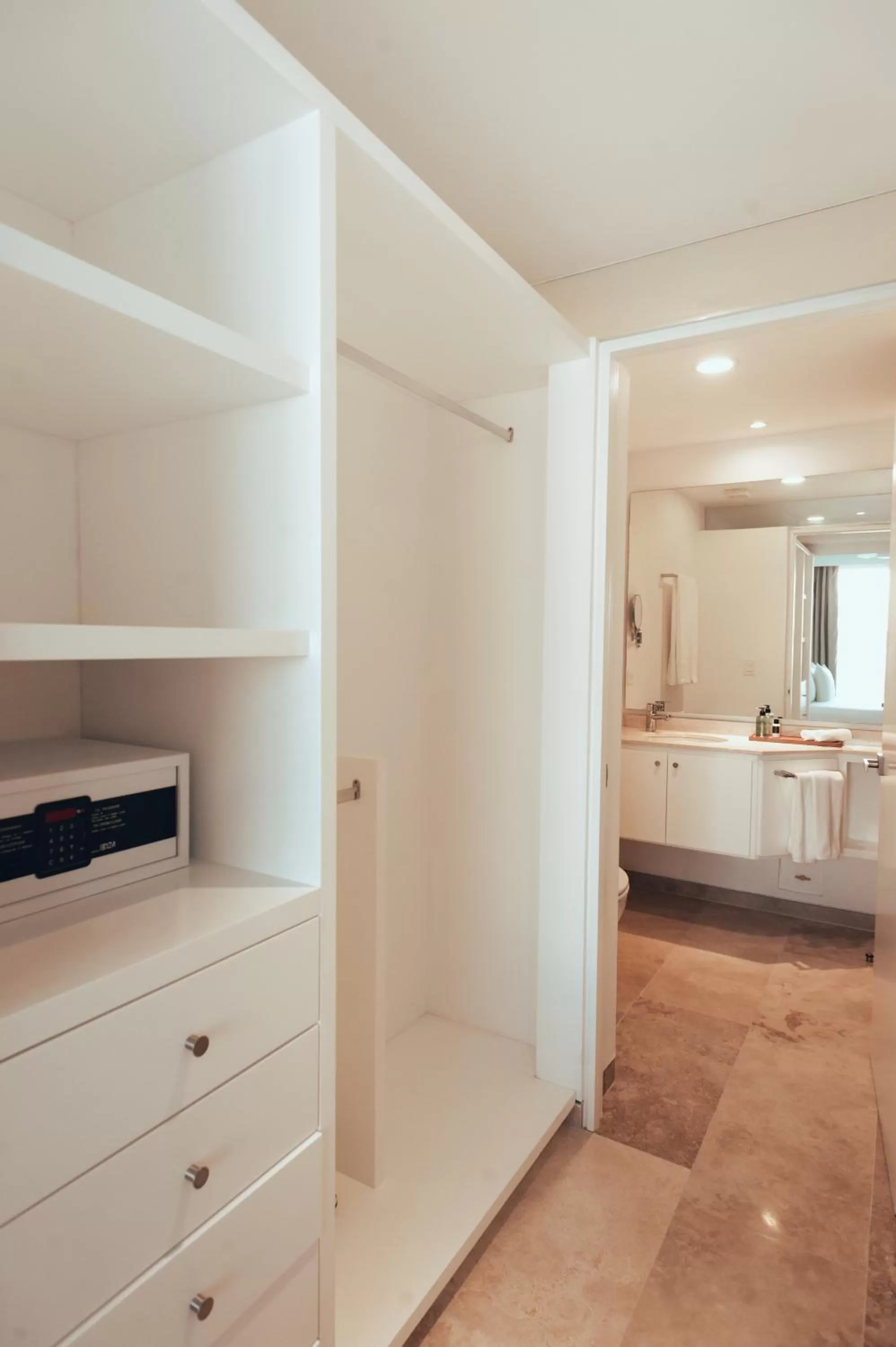 Decorative detail, Bed in Antera Hotel & Residences