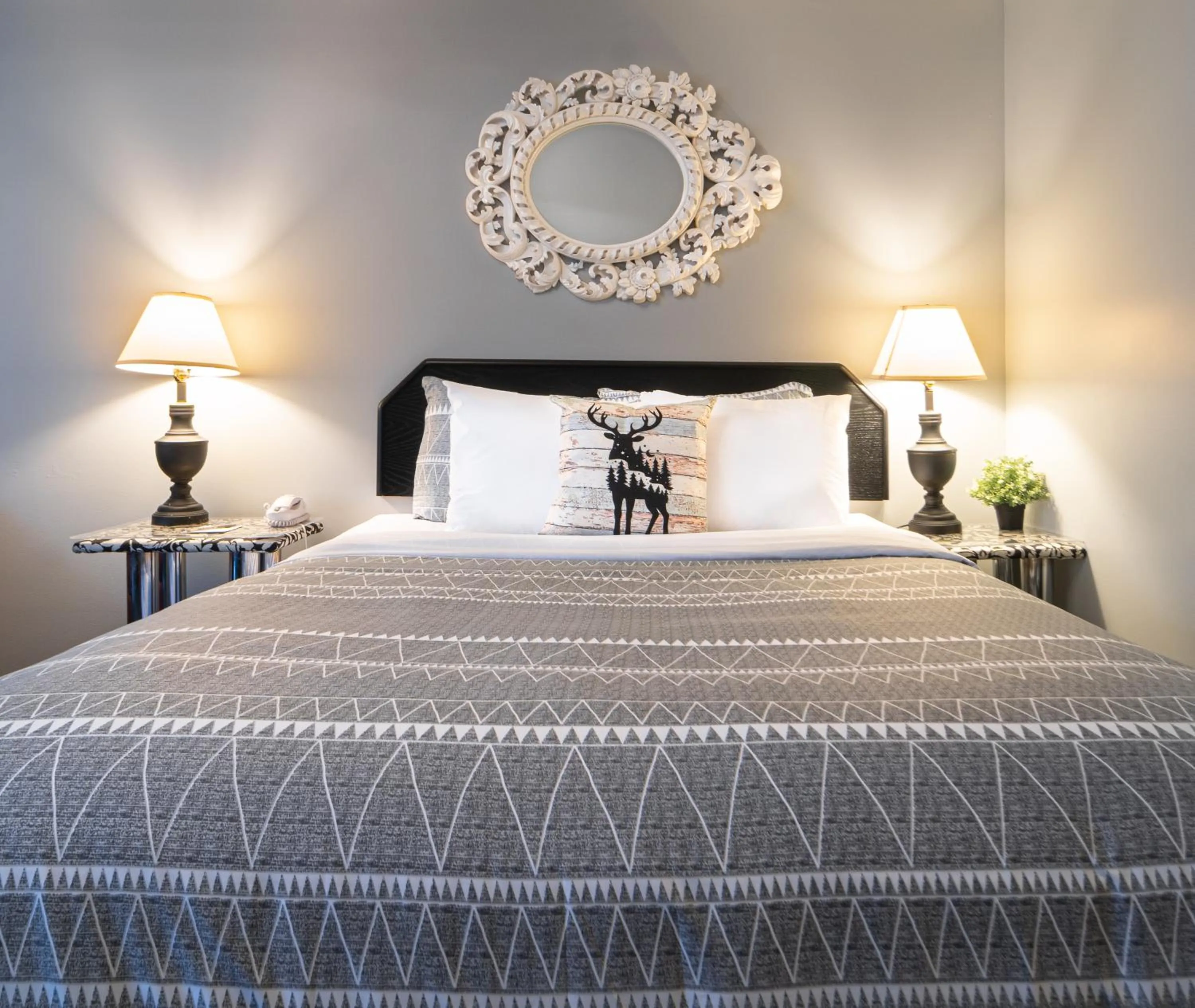 Bed in Mountain View Inn