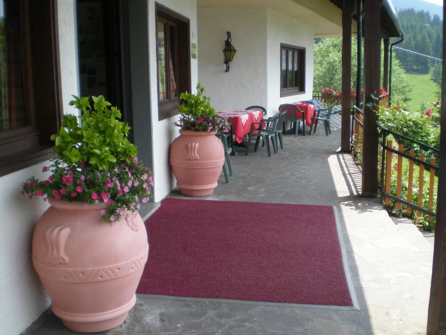 Facade/entrance in Hotel Residence La Rosa