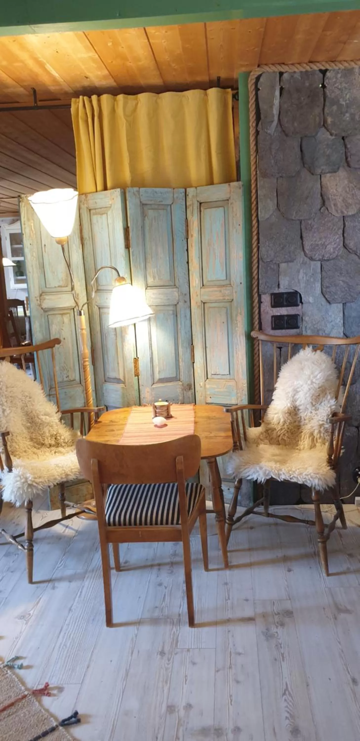 Seating area in Woodstock B&B & Studio Apartments