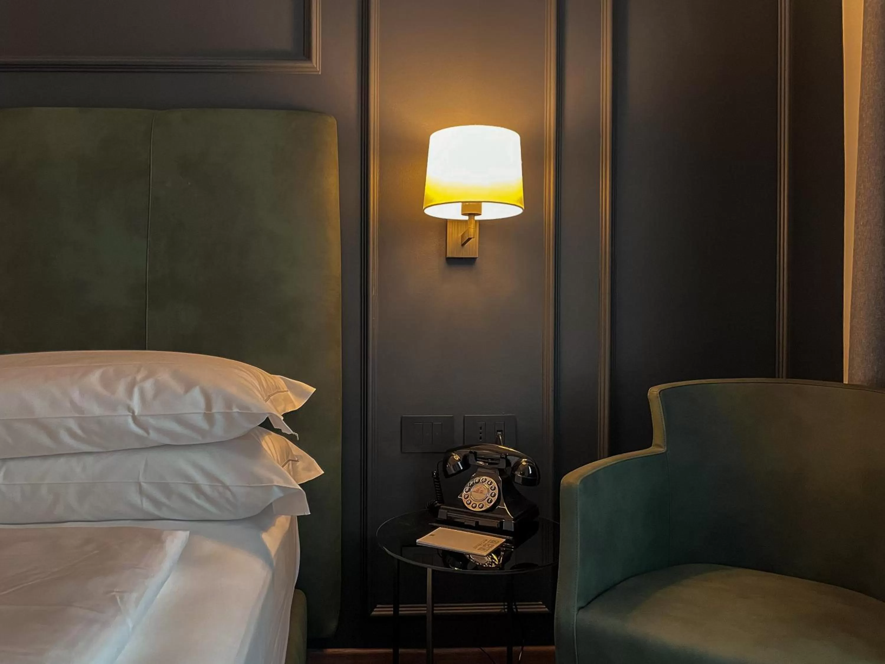 Decorative detail, Bed in Hotel Impero