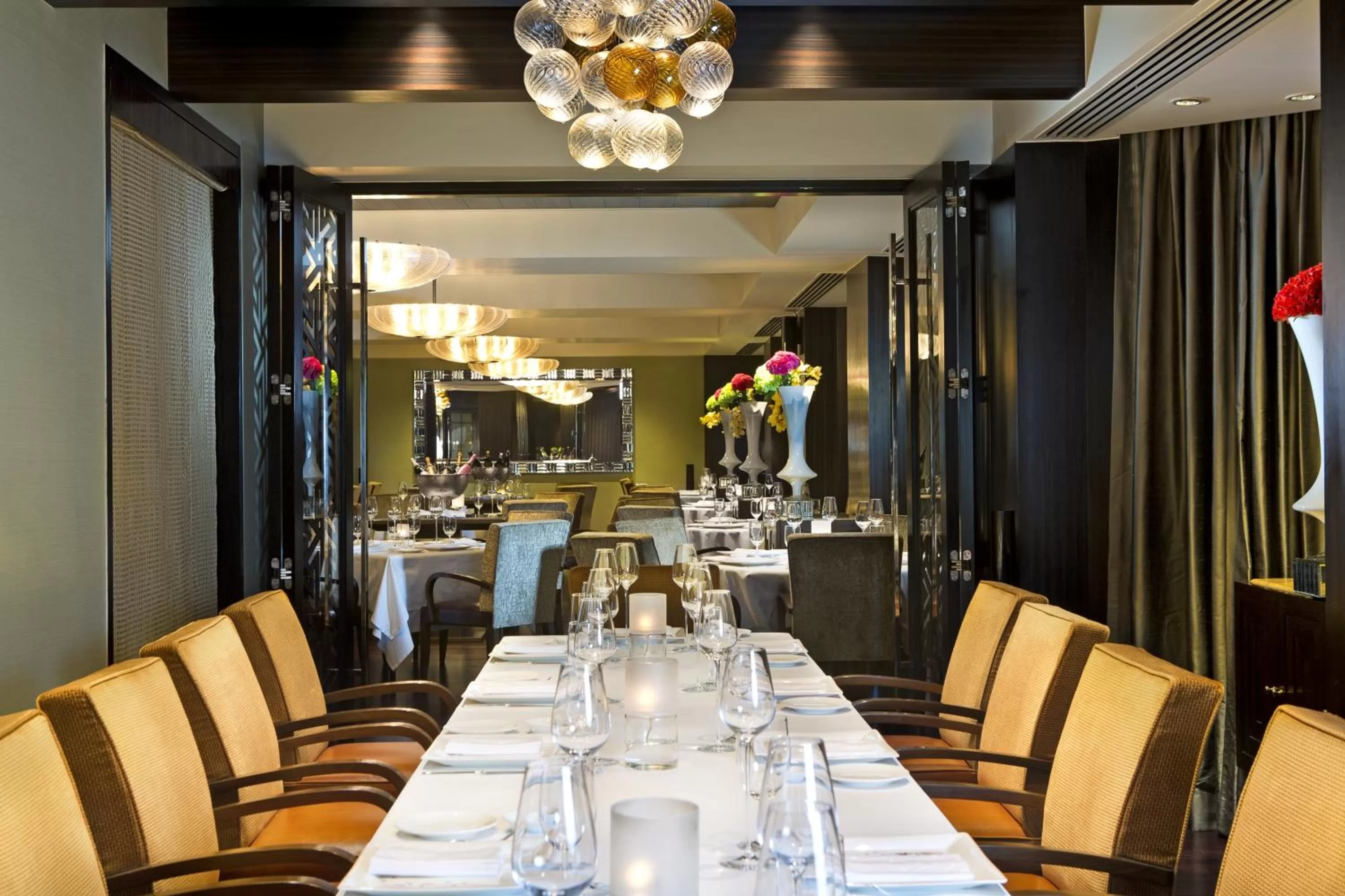 Restaurant/places to eat in The Leela Mumbai