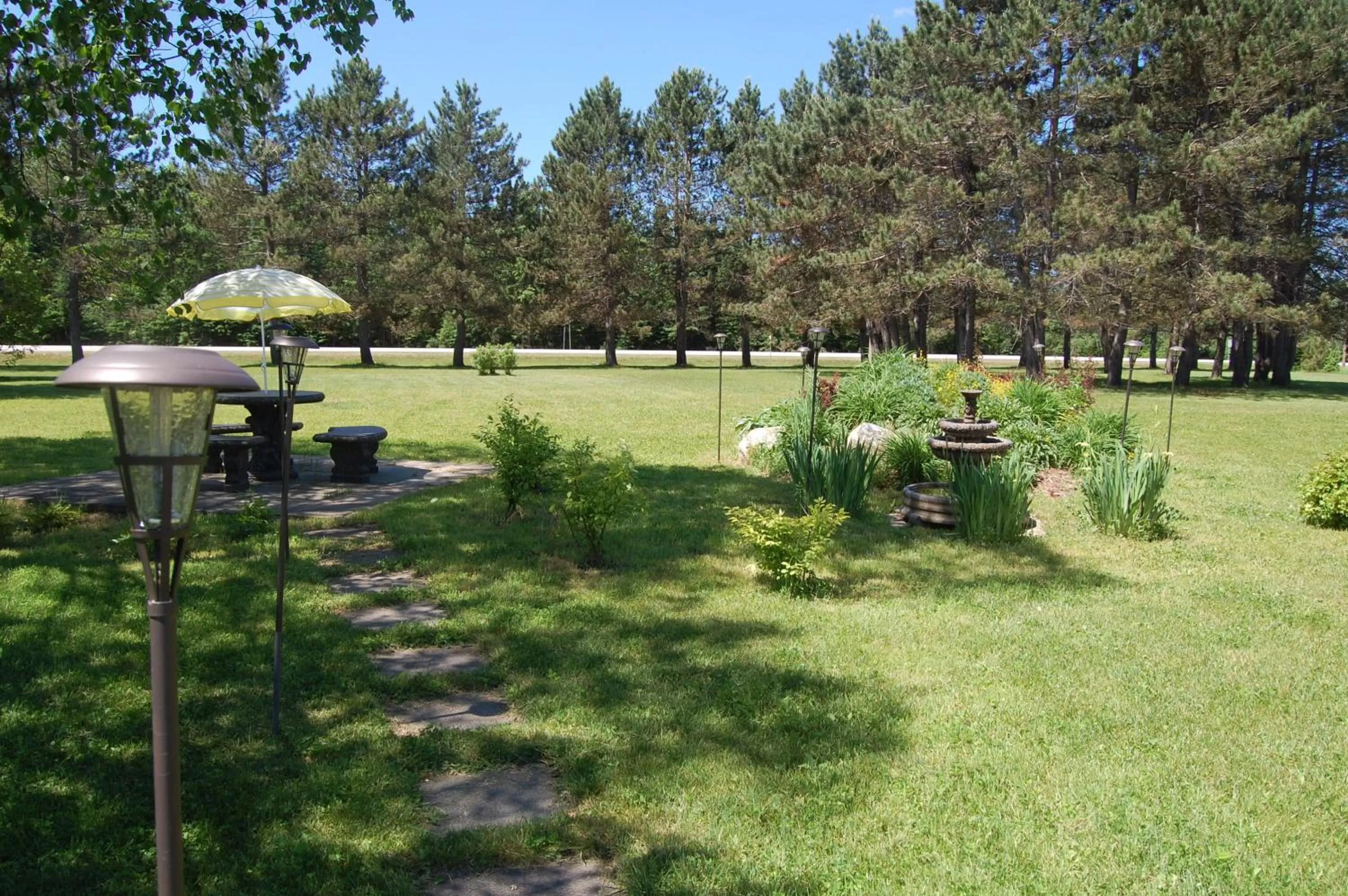 Day in Auberge Godard