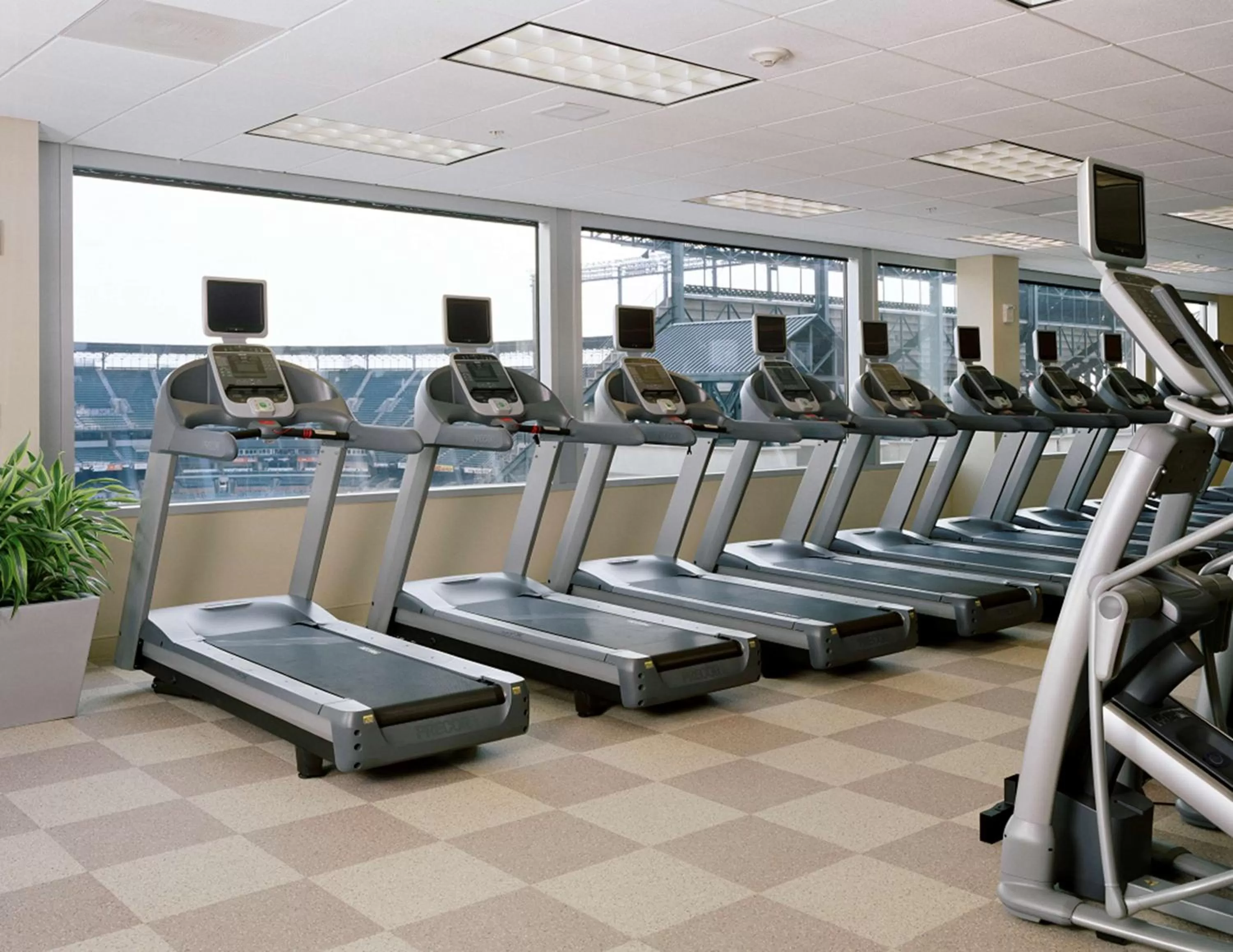Fitness centre/facilities in Hilton Baltimore Inner Harbor