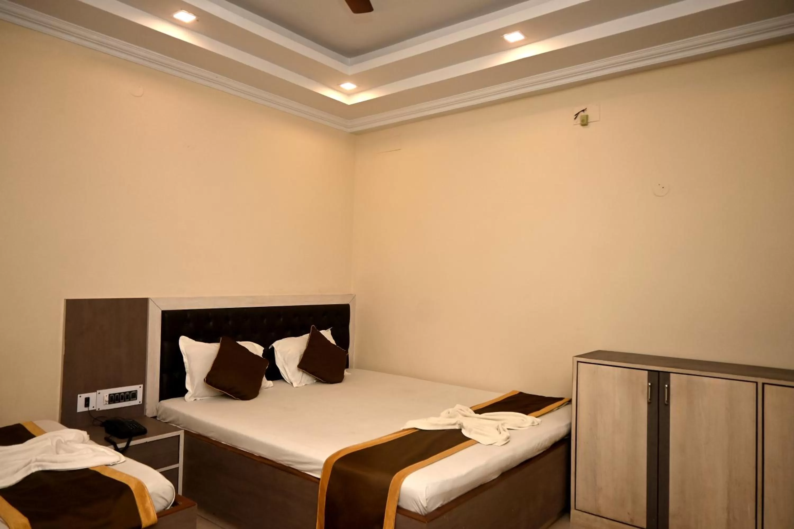 Bed in Royal Sea View