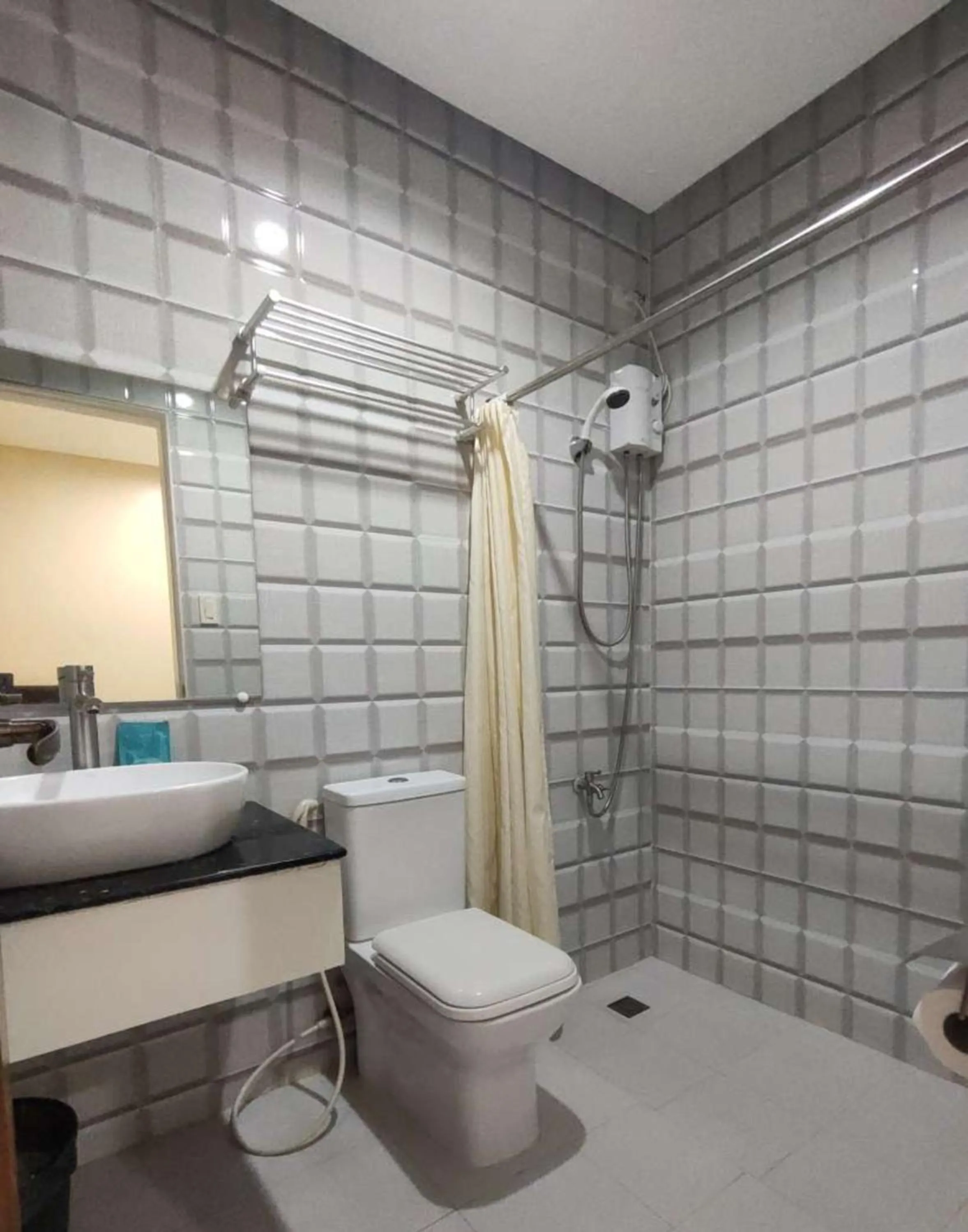 Shower in Sea Horizon Resort