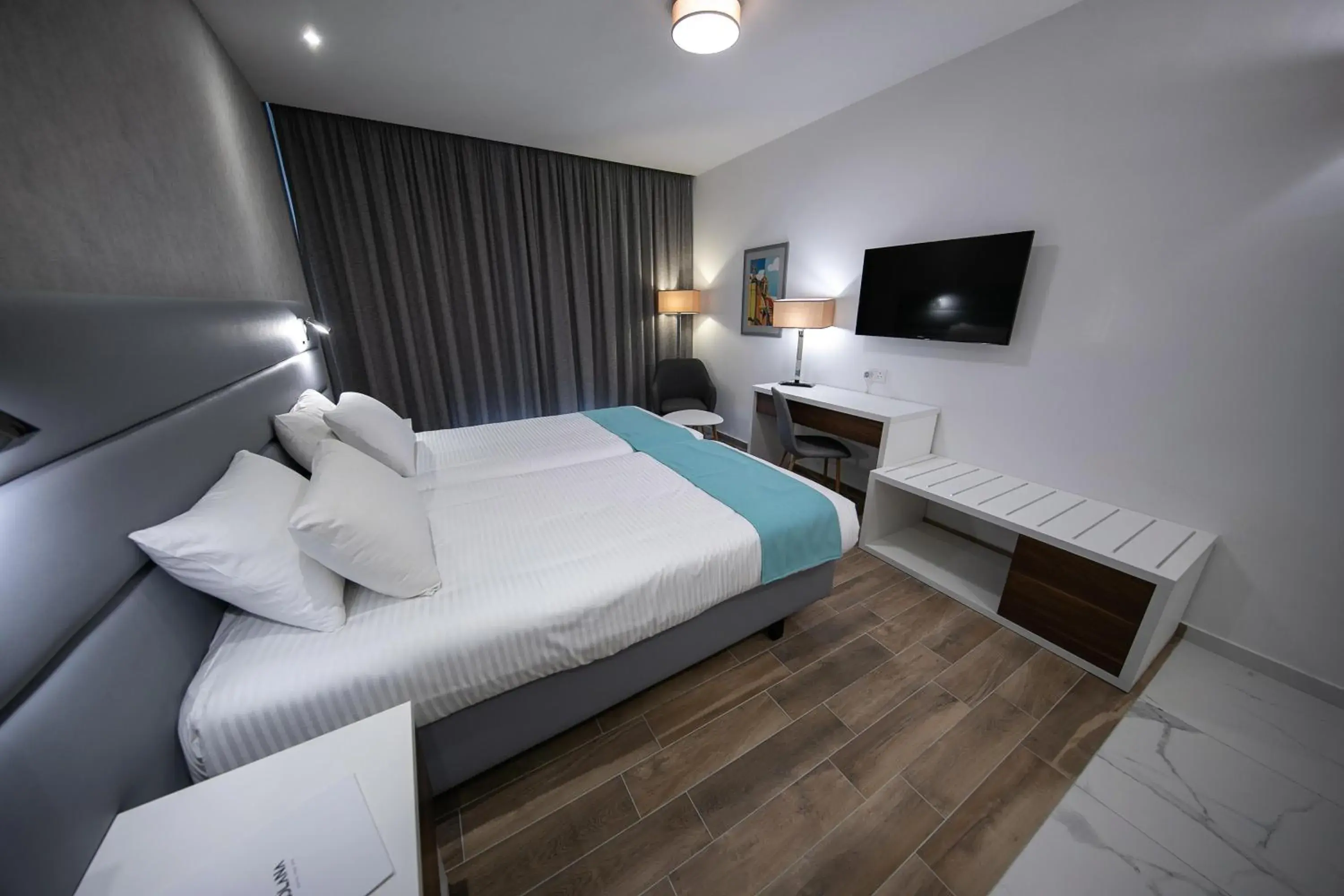 Standard Twin Room with Balcony in Solana Hotel & Spa Standard Twin Room with Balcony in Solana Hotel & Spa