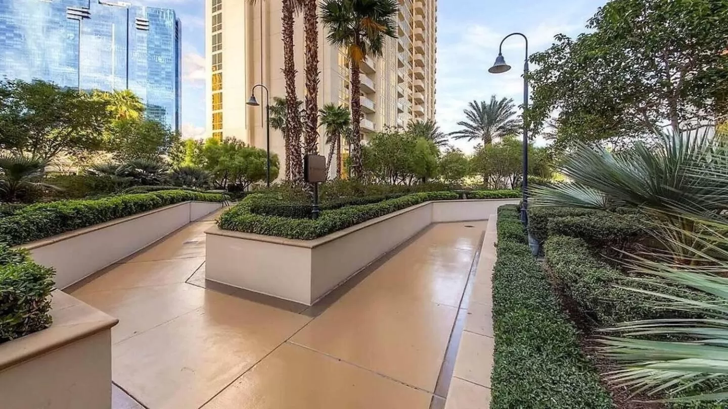 MGM Signature Towers by FantasticStay