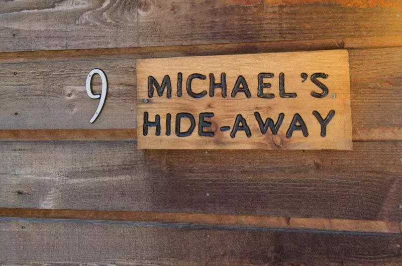 Facade/entrance in Asheville Cabins of Willow Winds