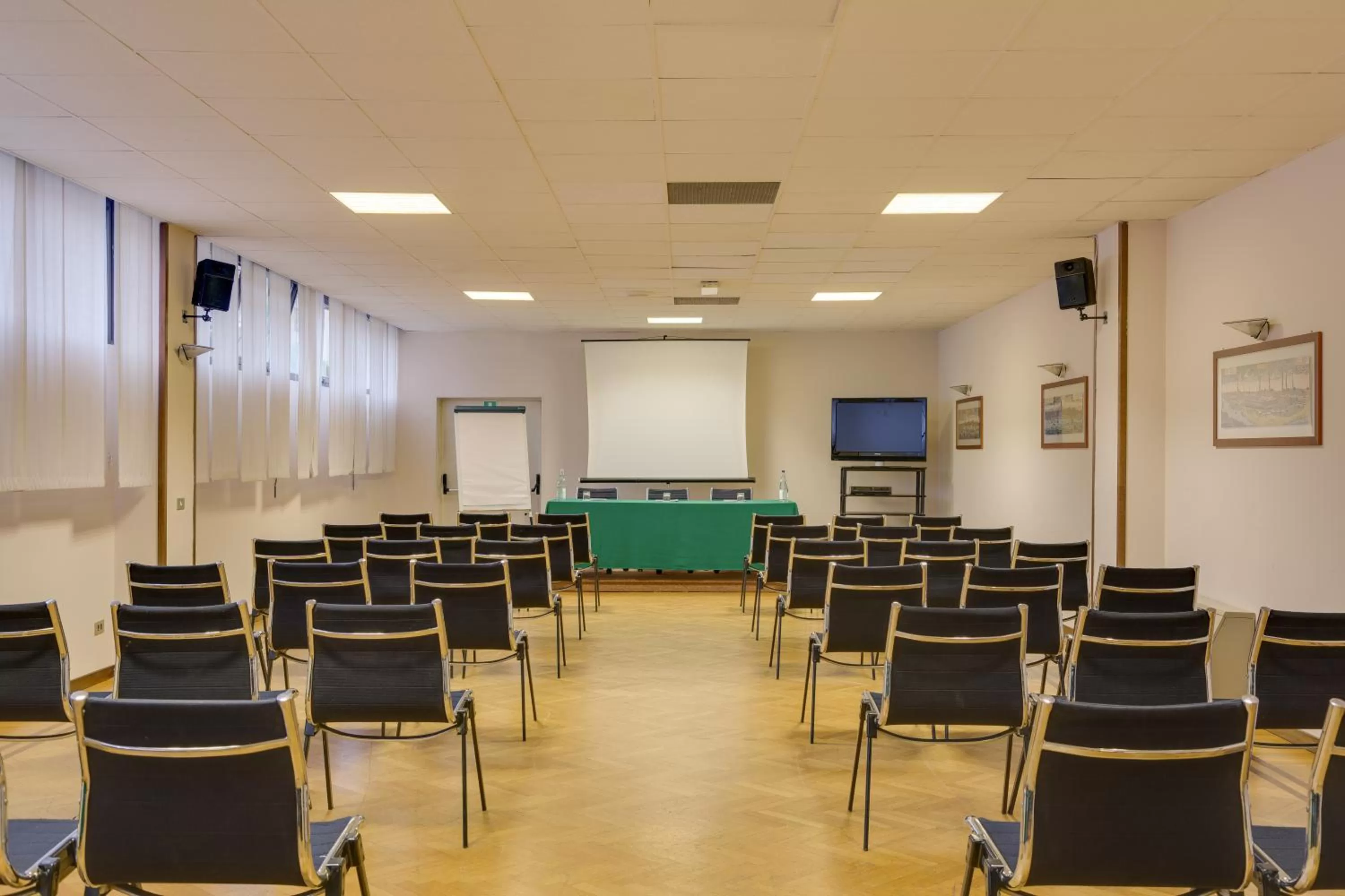 Meeting/conference room in Hotel Continental Brescia