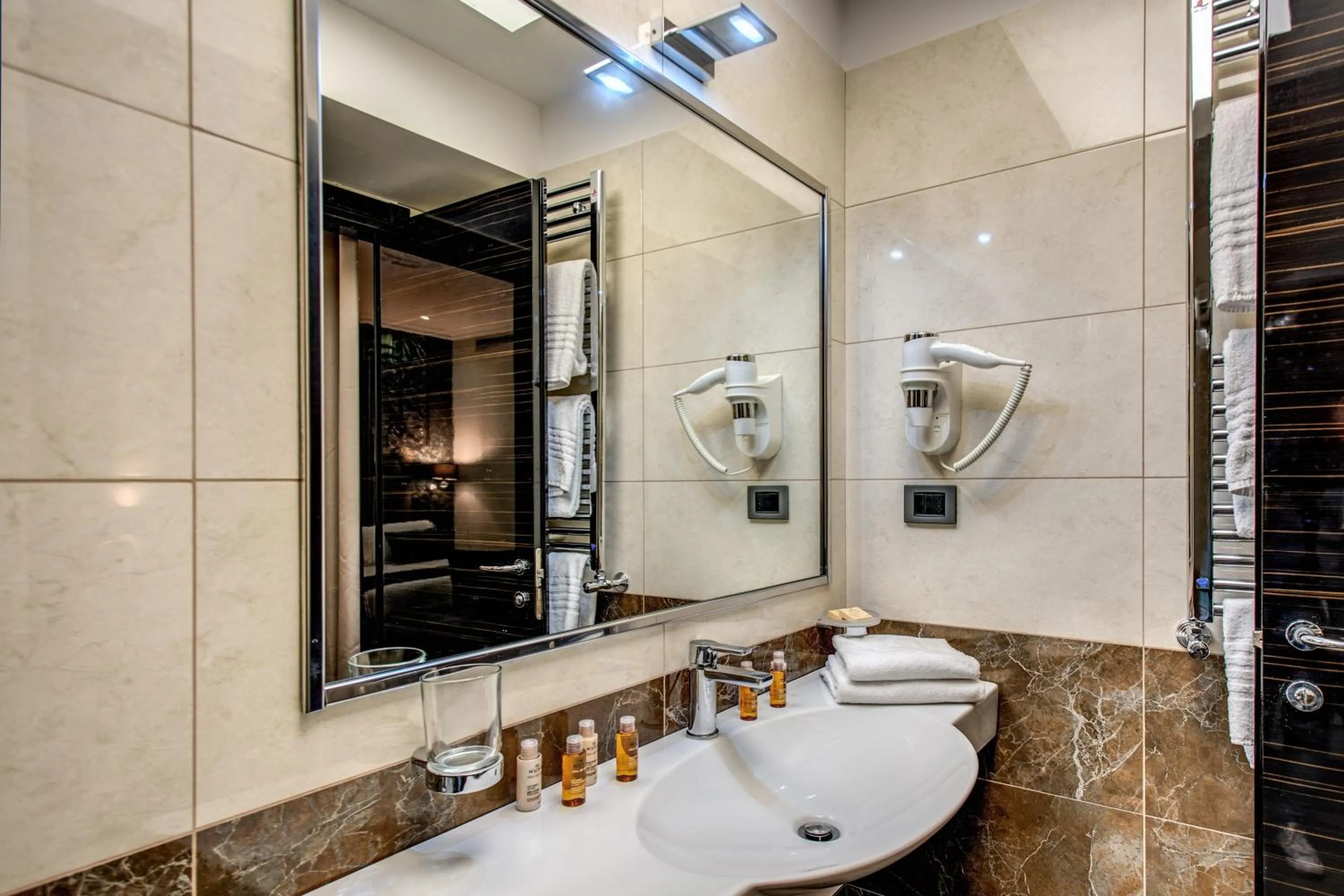 Photo of the whole room in Relais De La Poste