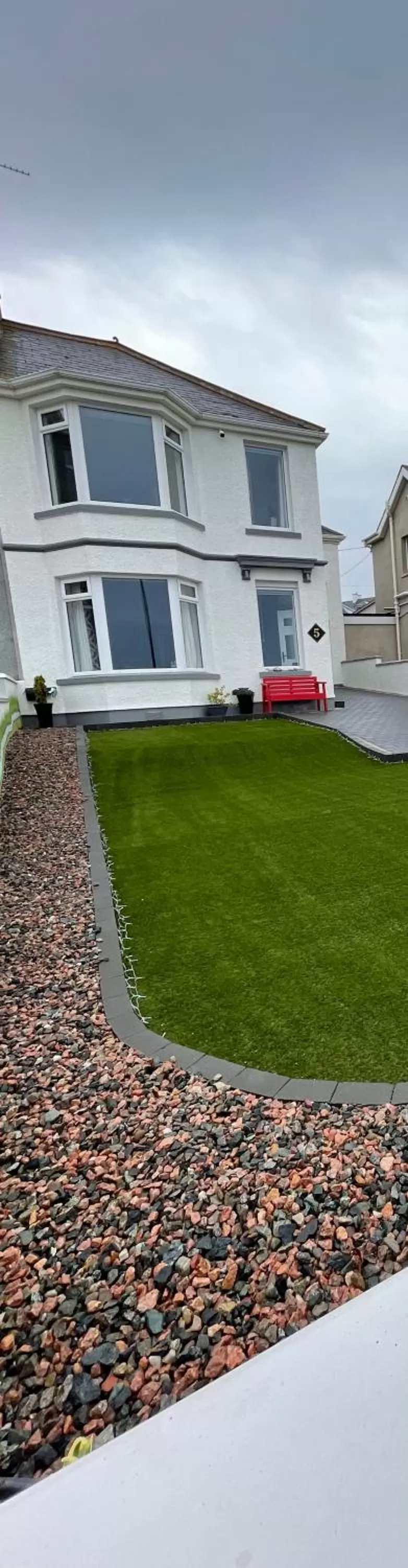 Property Building in Spacious Double Room En-Suite