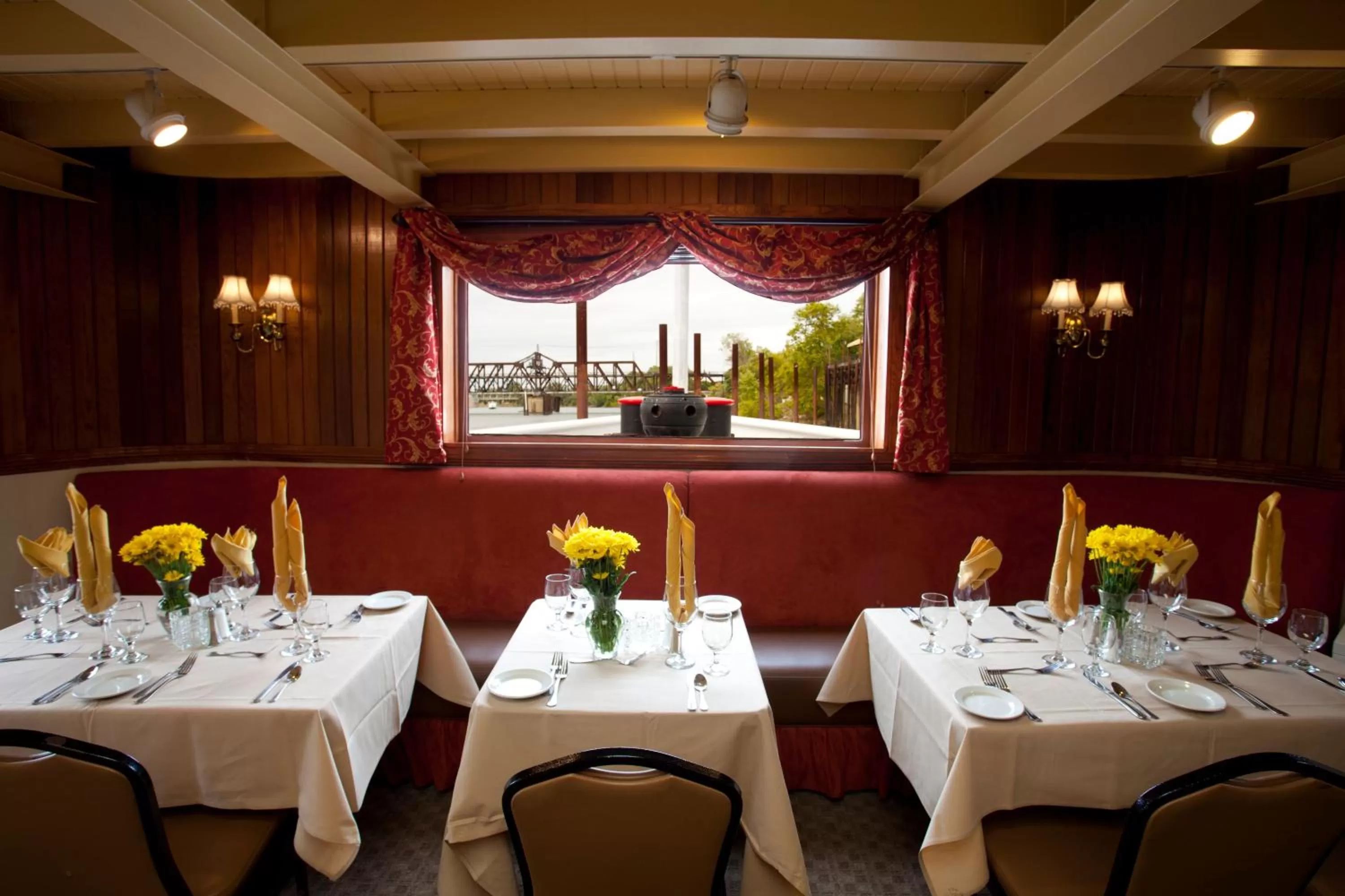 Banquet/Function facilities in Delta King Hotel