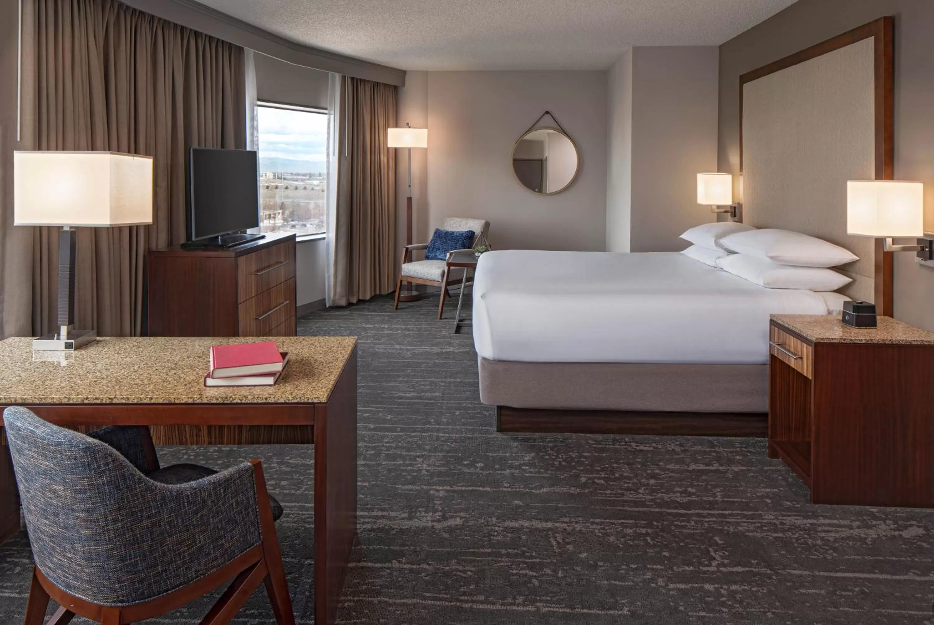 Bedroom, Bed in Hyatt Regency Denver Tech Center