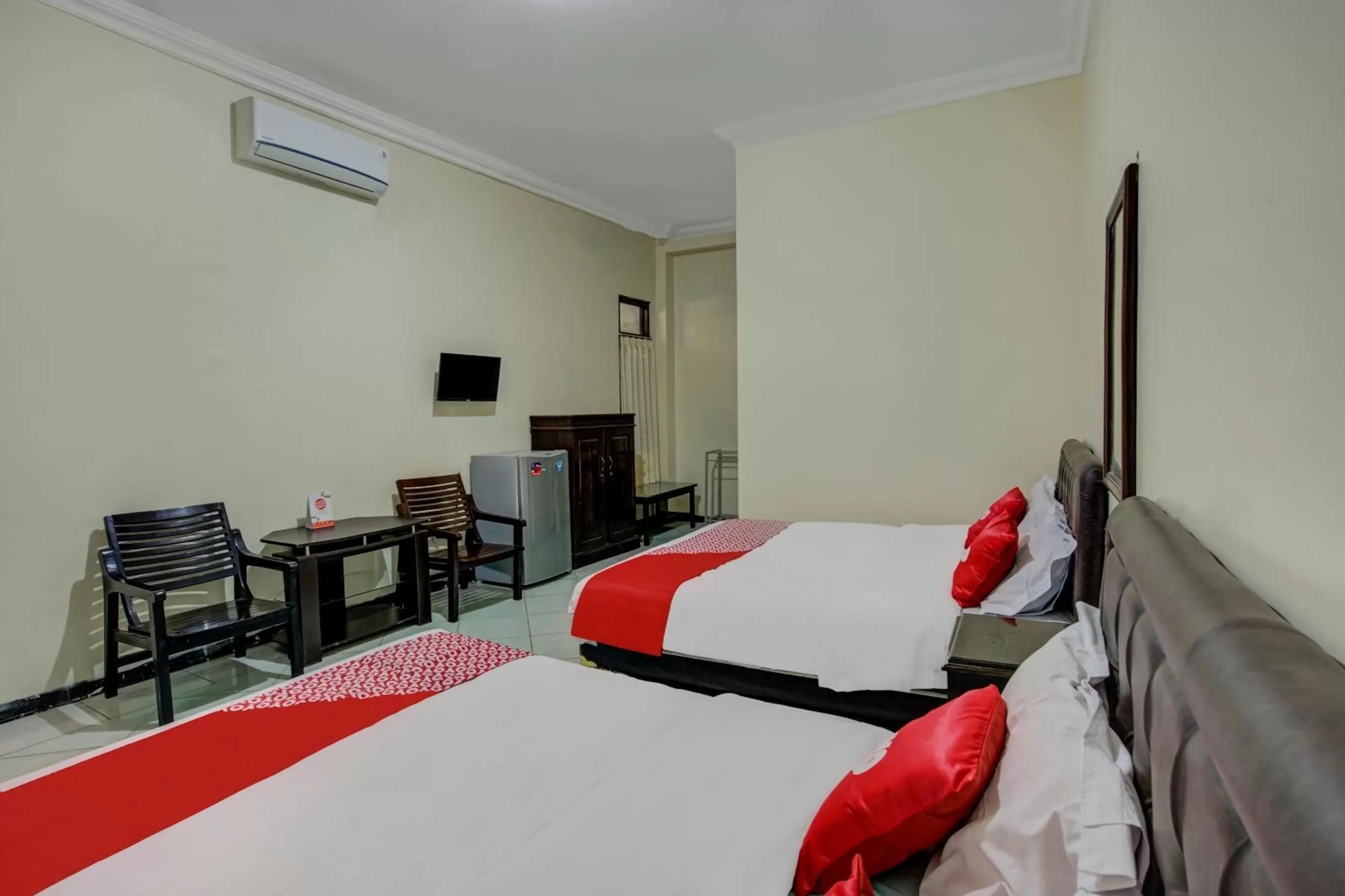 Bedroom in OYO 3862 Syariah Hotel Pandan Wangi