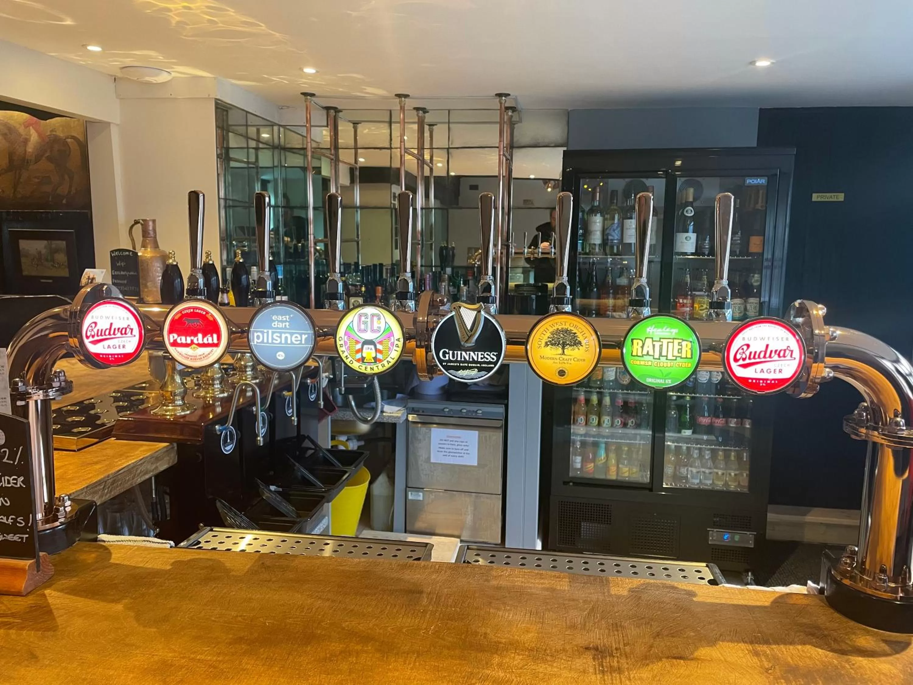 Lounge or bar in East Dart Inn