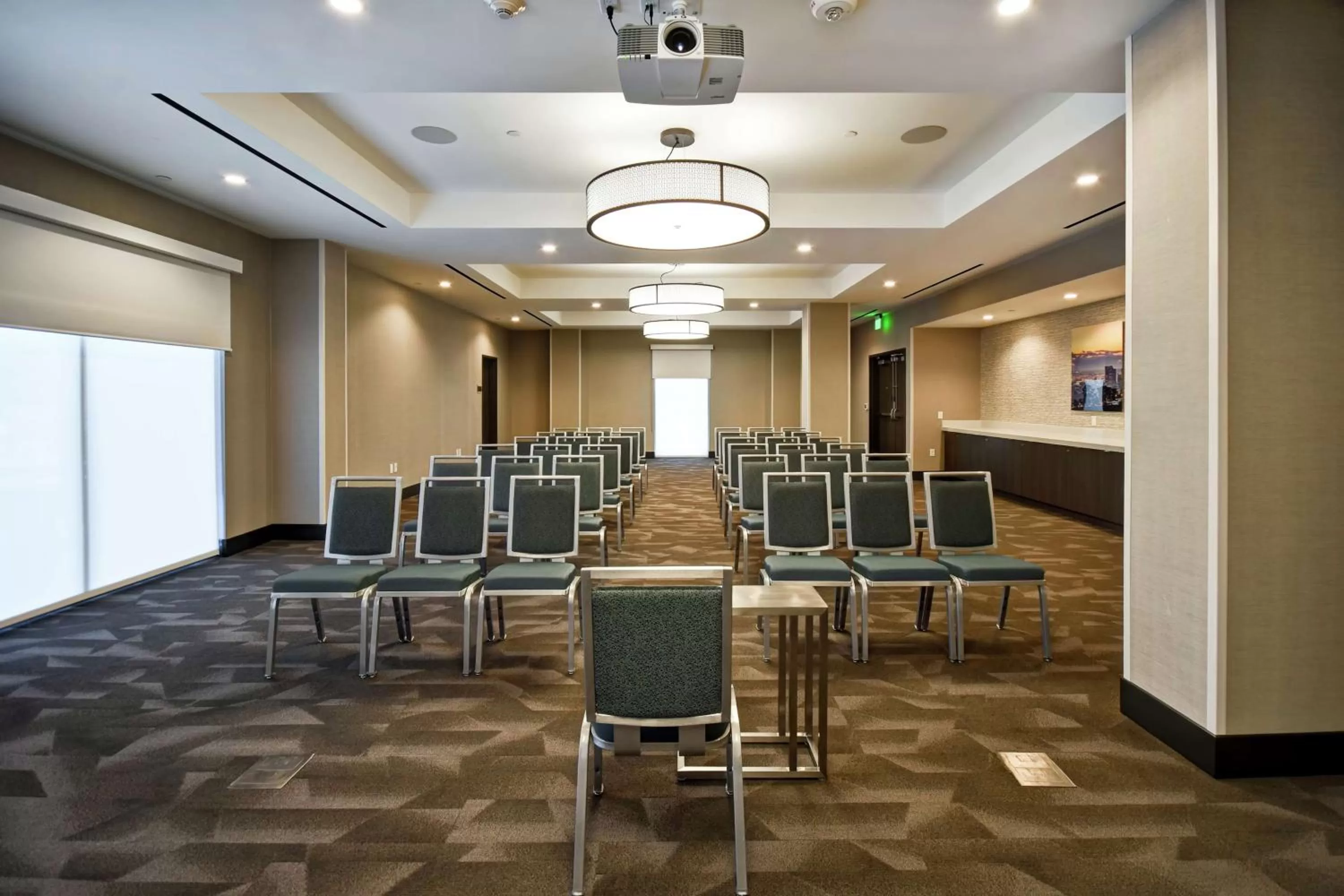 Meeting/conference room in Home2 Suites by Hilton Los Angeles Montebello