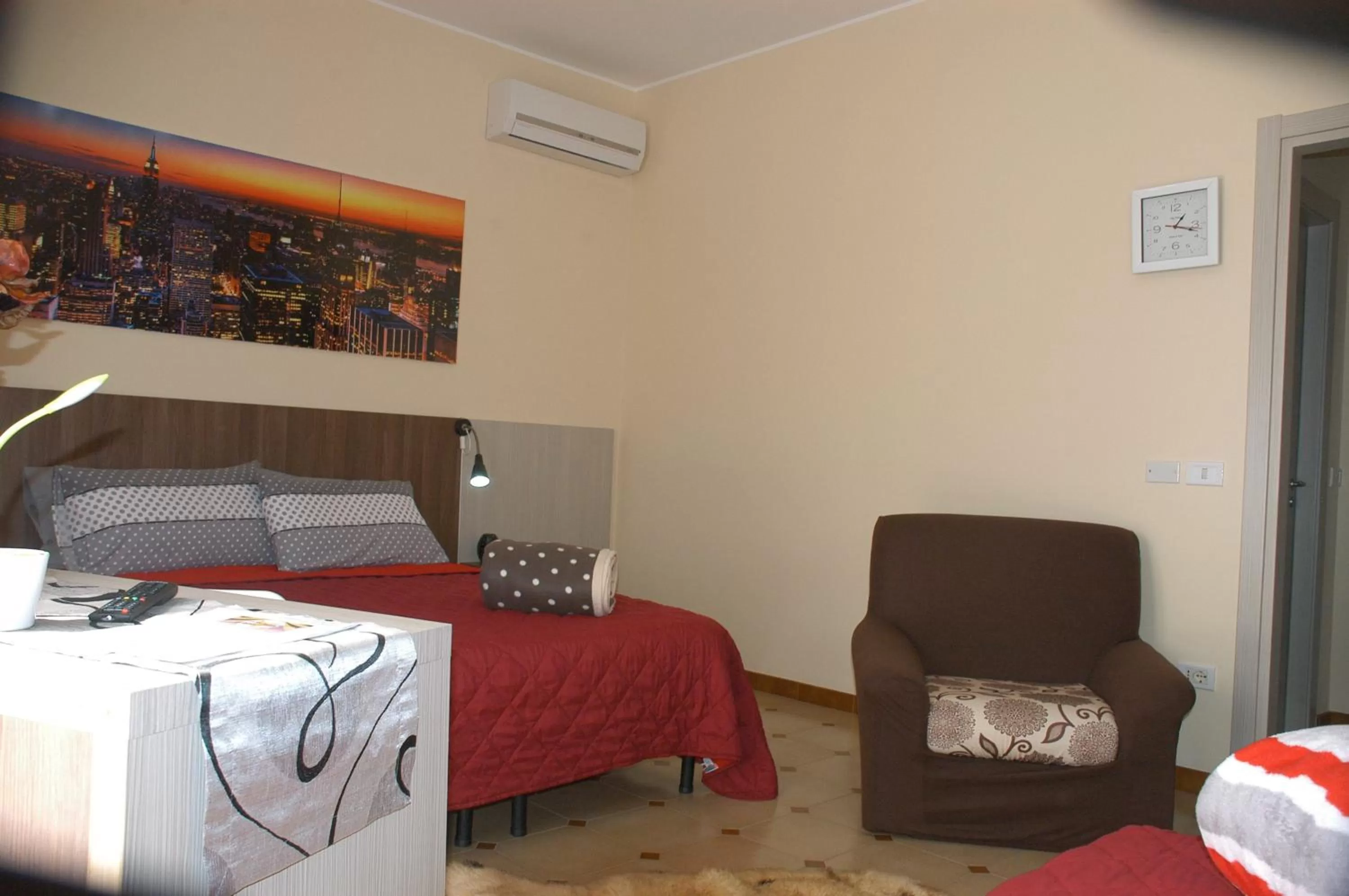 Bed in Bed & Breakfast Hollywood