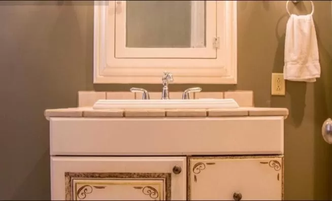 Bathroom in Clark House Inn