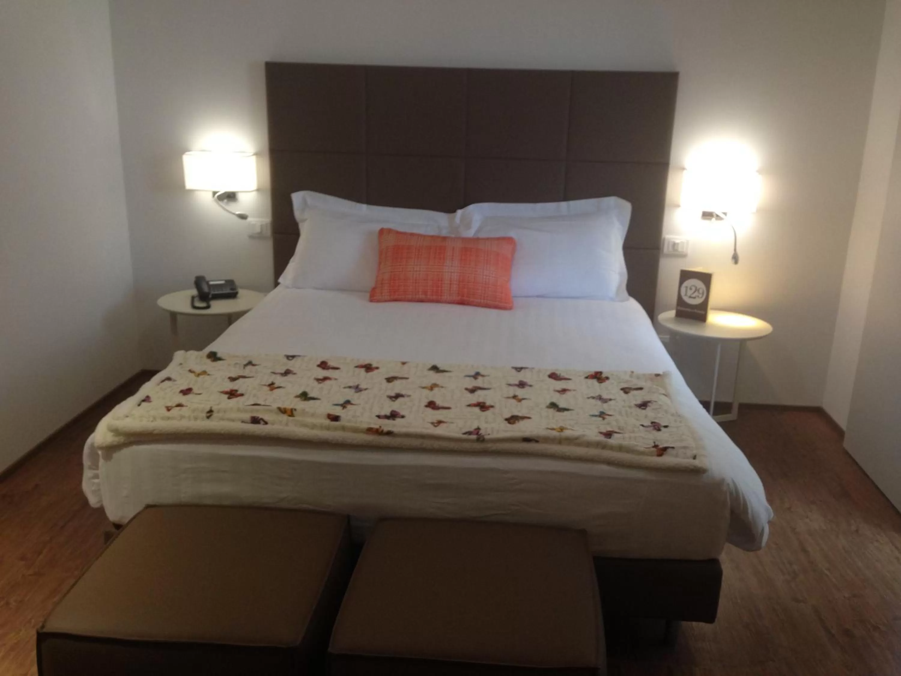 Bed in Hotel Piero Della Francesca