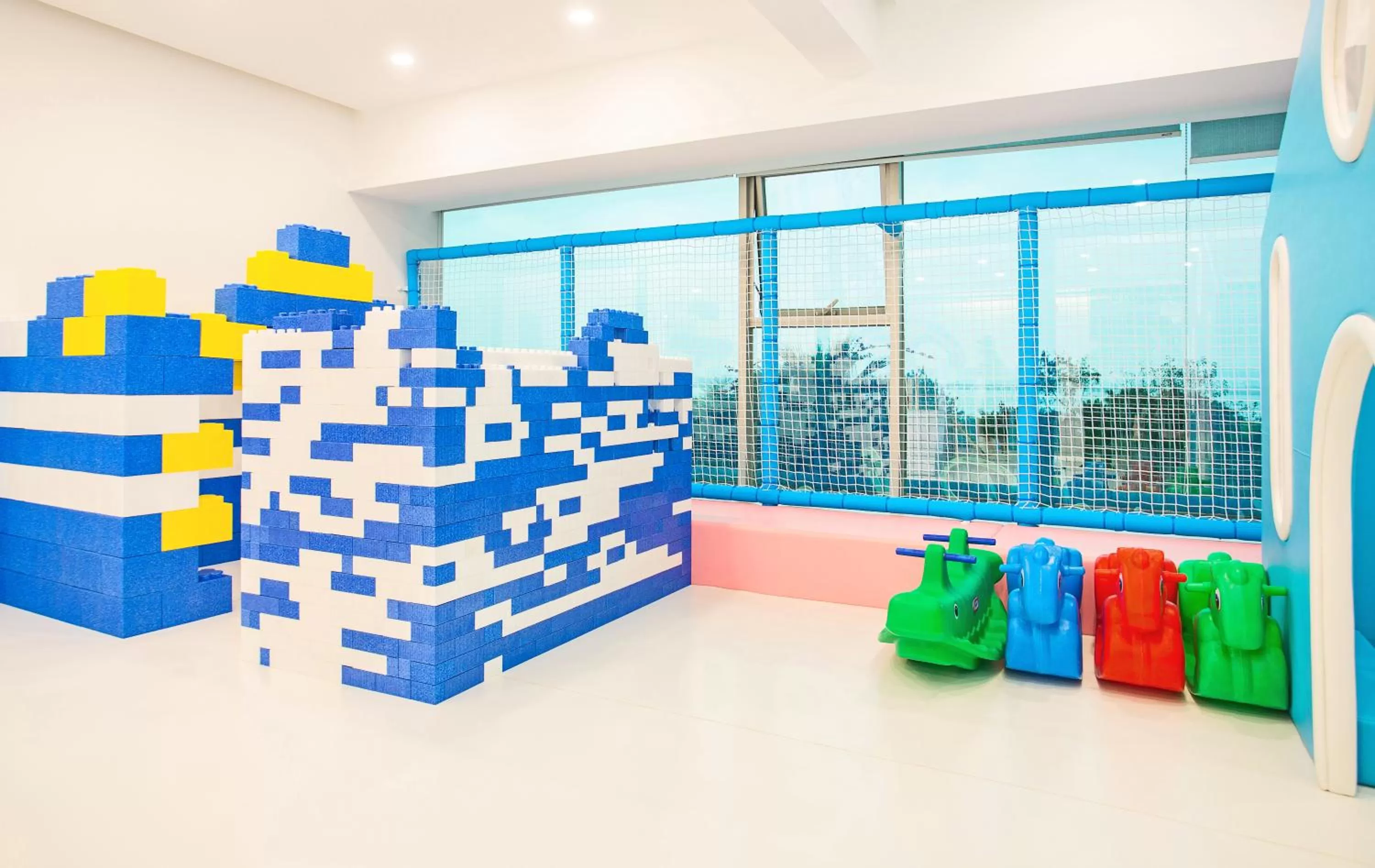 Children play ground in Grand Bay Hotel Zhuhai