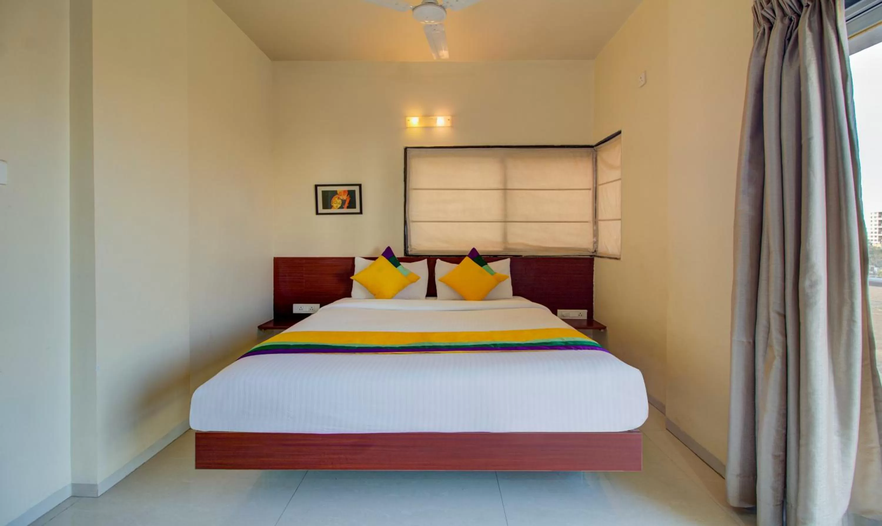 Bed in Itsy By Treebo - Sky Vista