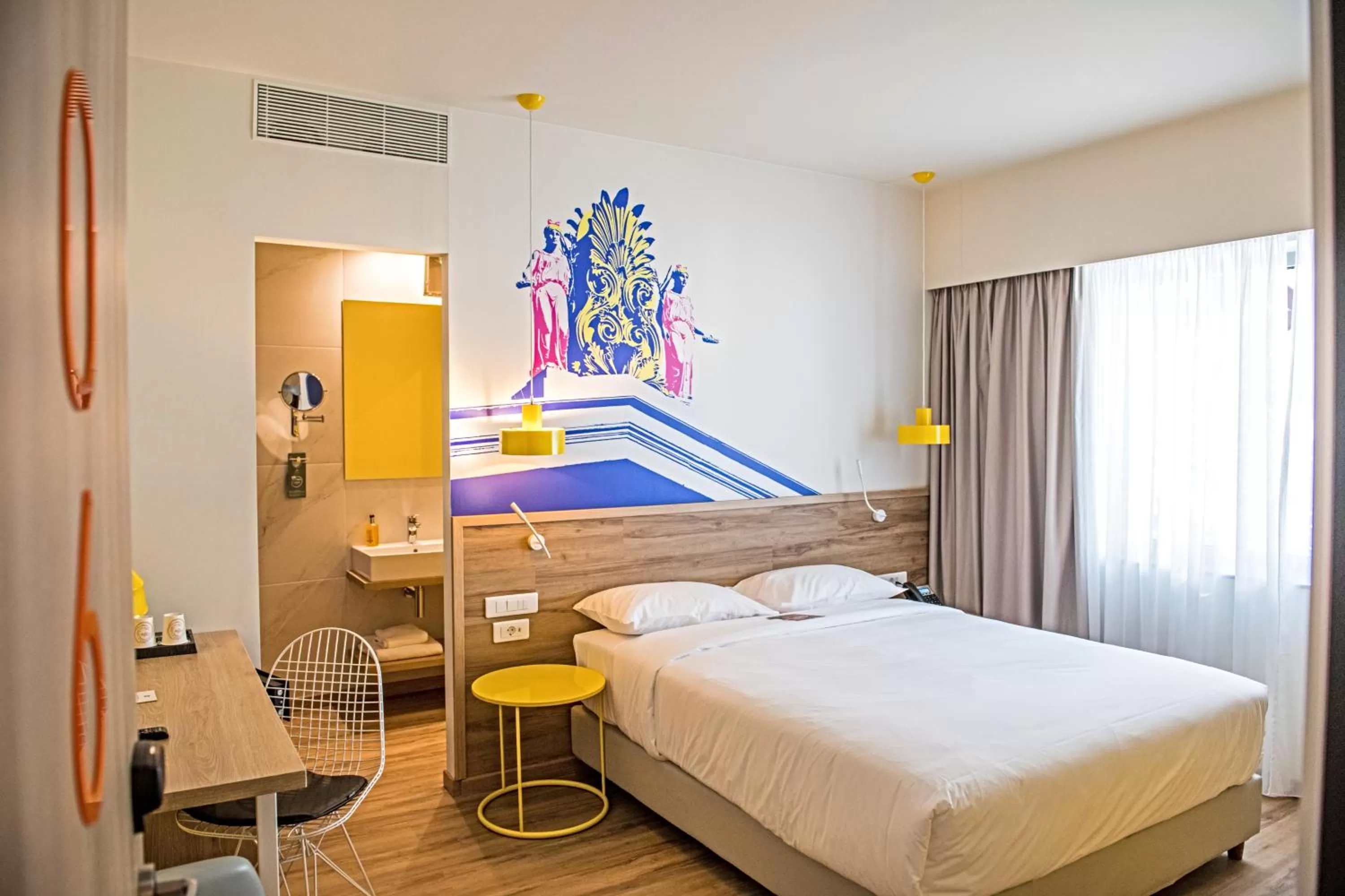 Bed in ibis Styles Athens Routes