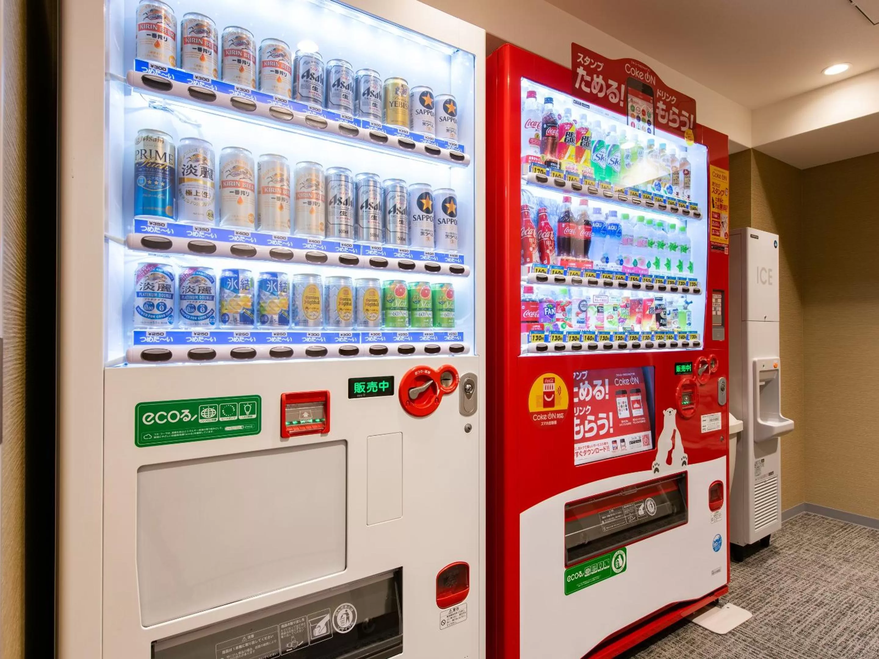 Food and drinks in Hotel Hewitt Koshien