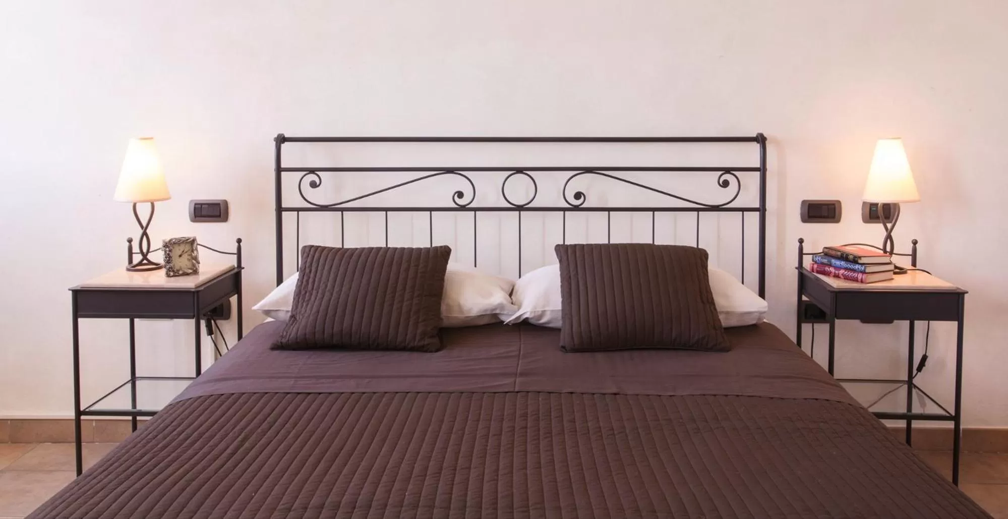 Bed in B&B Residence il Ciliegio , Via Villa Superiore 93 Luzzara