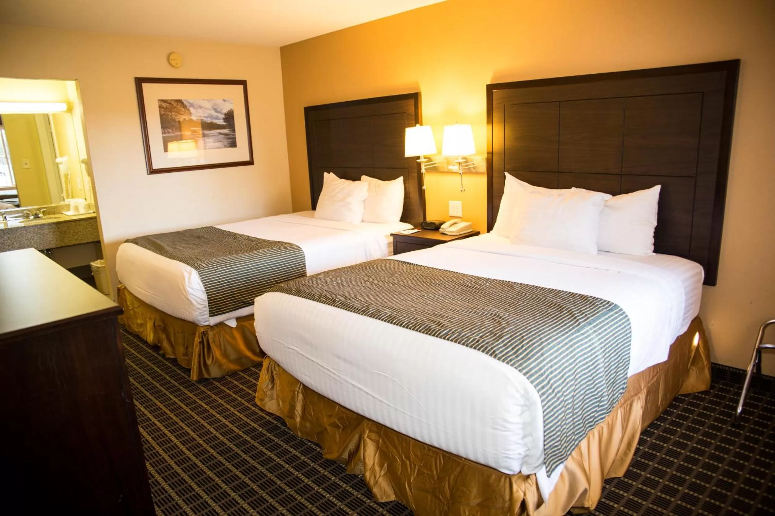 Bedroom, Bed in Ramada by Wyndham Flagstaff East