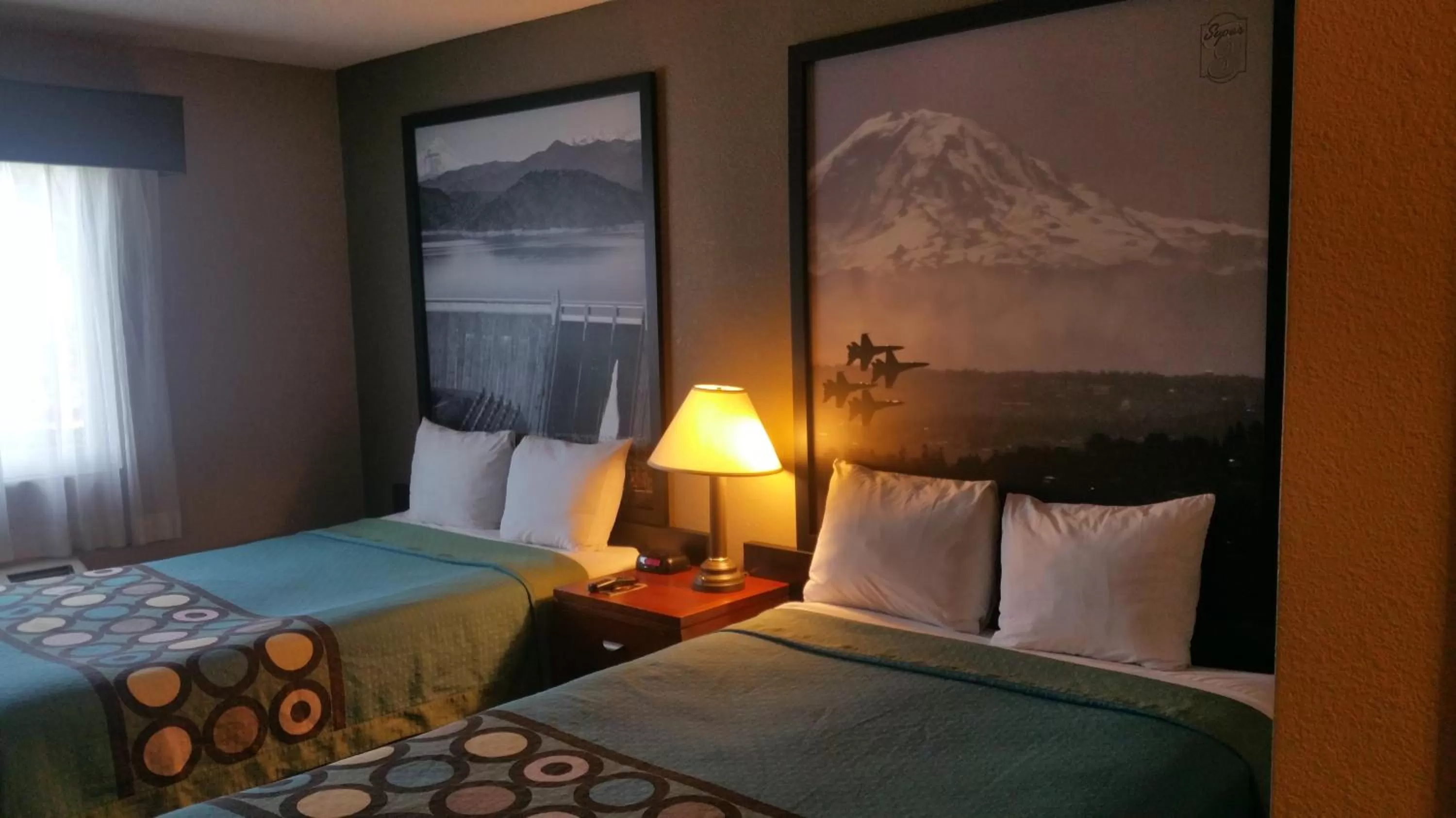 Bed in Super 8 by Wyndham Sacramento