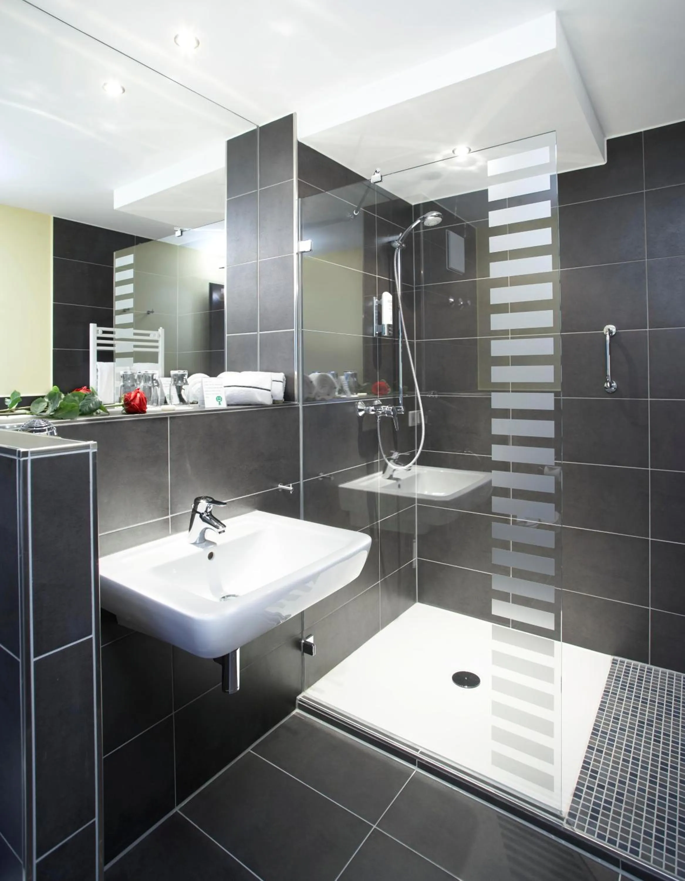 Bathroom in Hotel Central Regensburg CityCentre, Sure Hotel Collection by Best Western