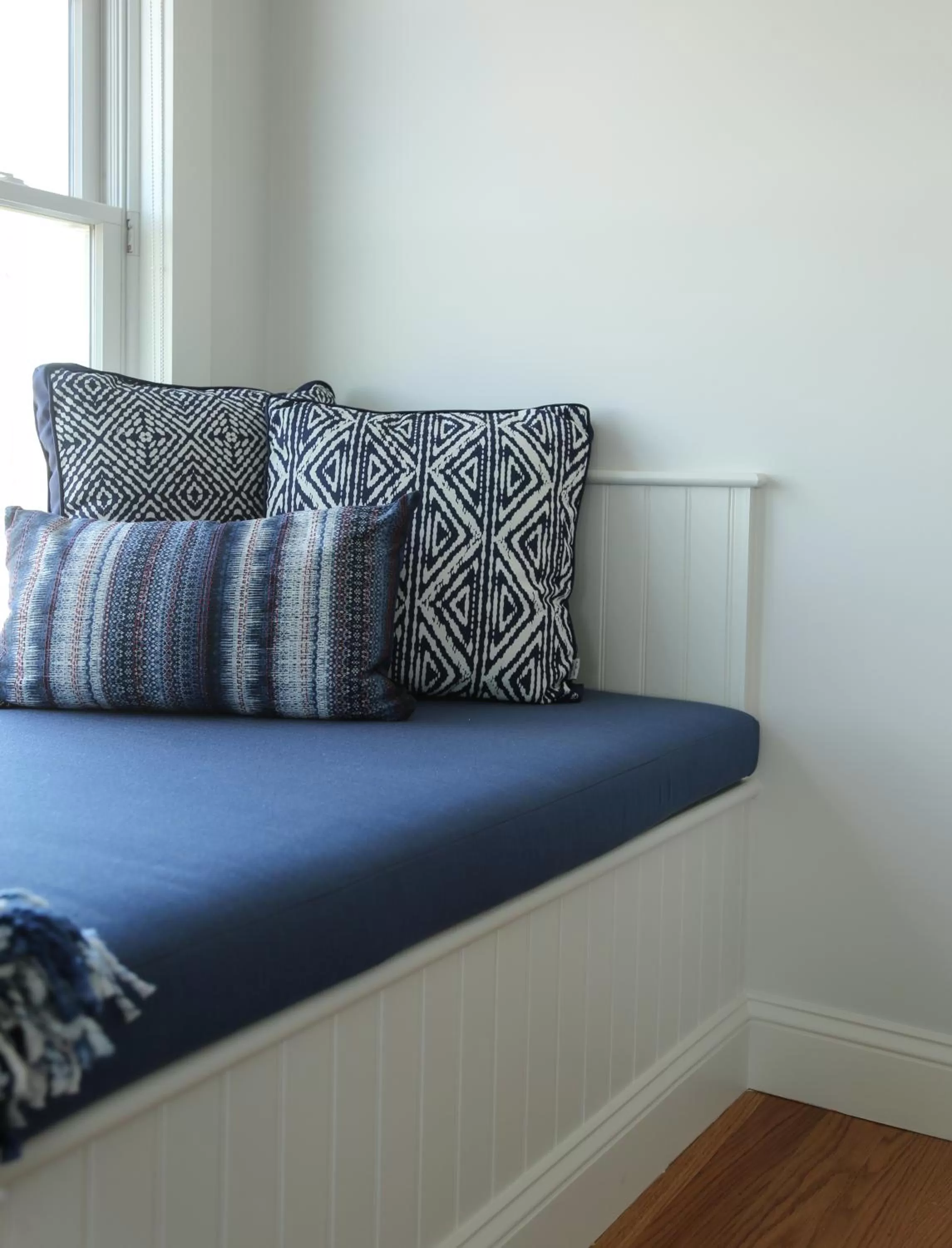 Bed in The Sea Breeze Inn