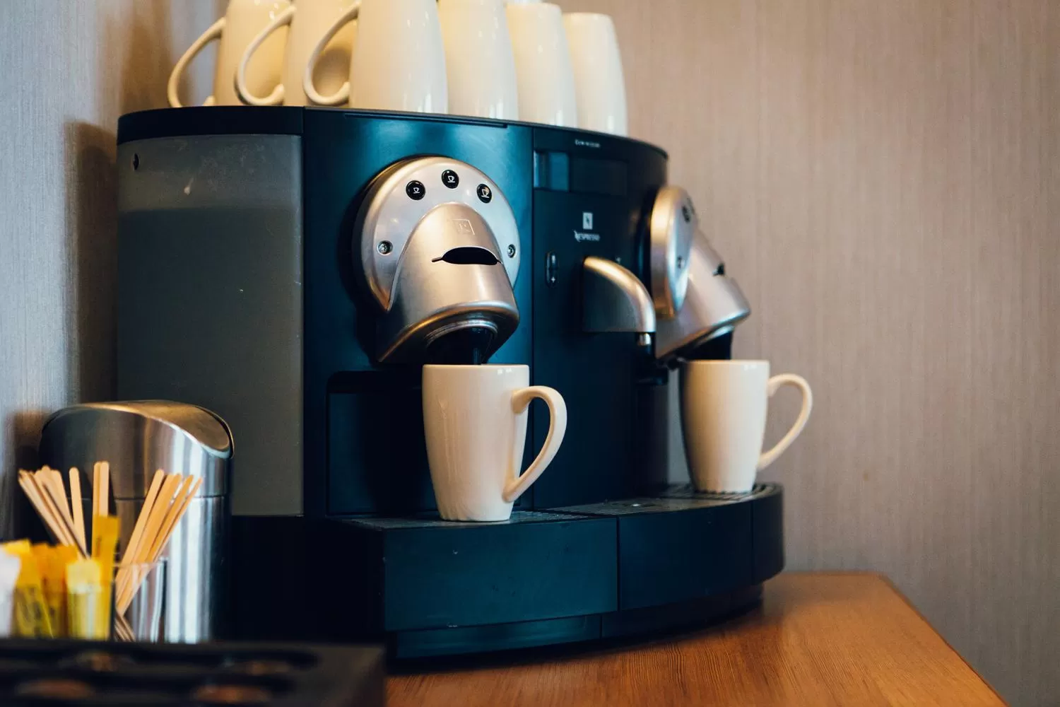 Breakfast in Mercure London Bloomsbury Hotel